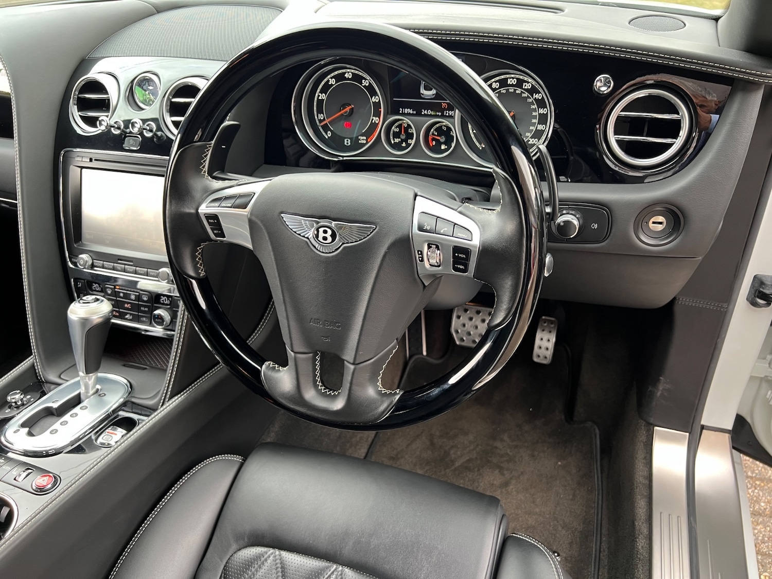 Used Bentley Continental 2012 for sale - 76650067: Photo 18