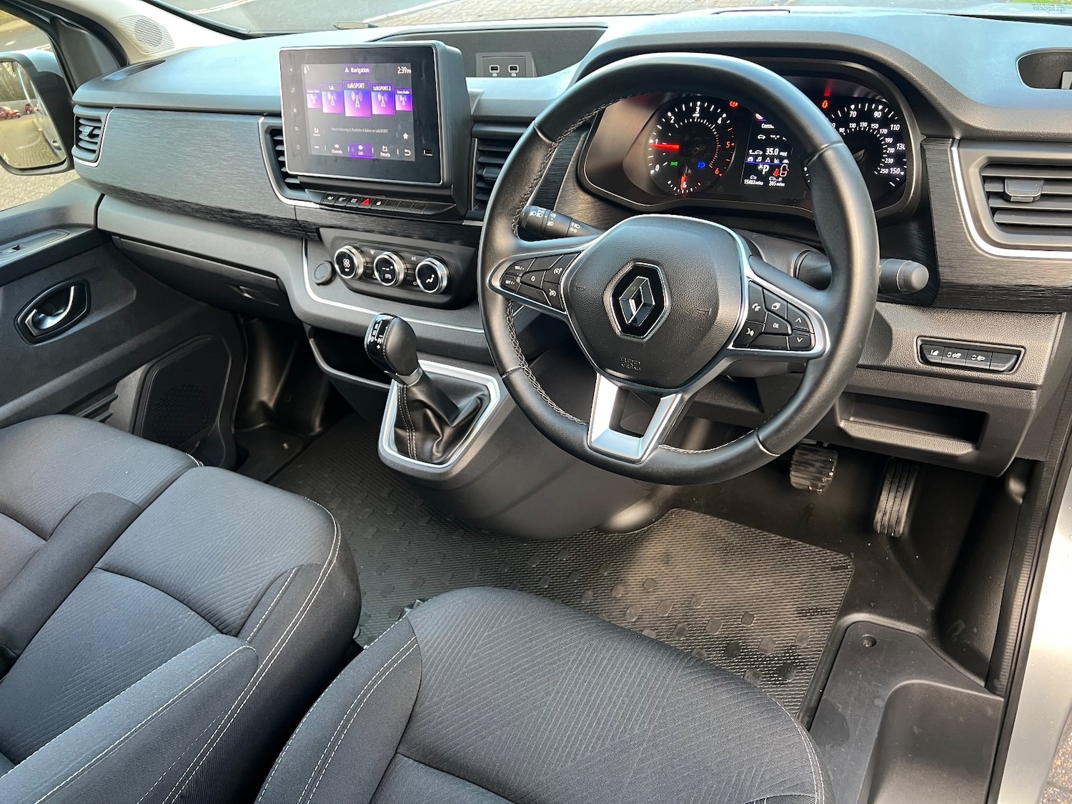 Used Renault Trafic 2024 for sale - 76773428: Photo 15