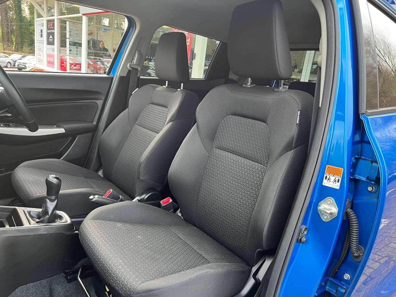 Used Suzuki Swift 2018 for sale - 76977934: Photo 12