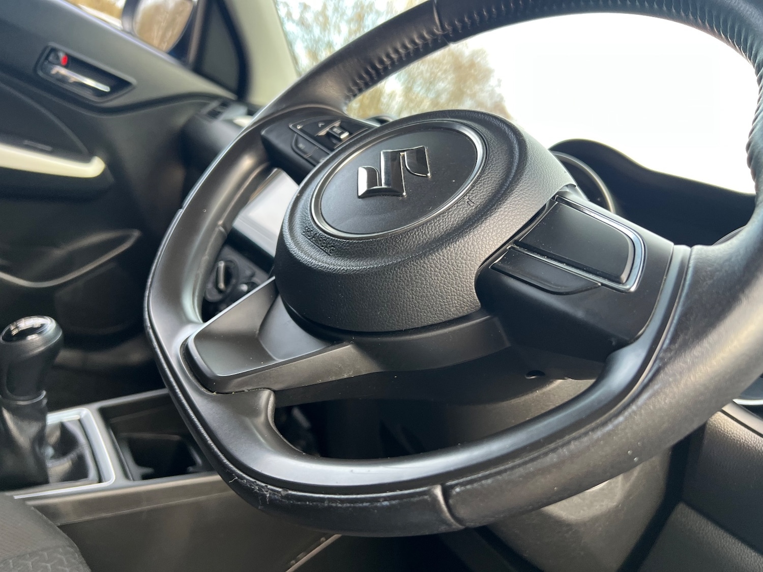 Used Suzuki Swift 2018 for sale - 76977934: Photo 28