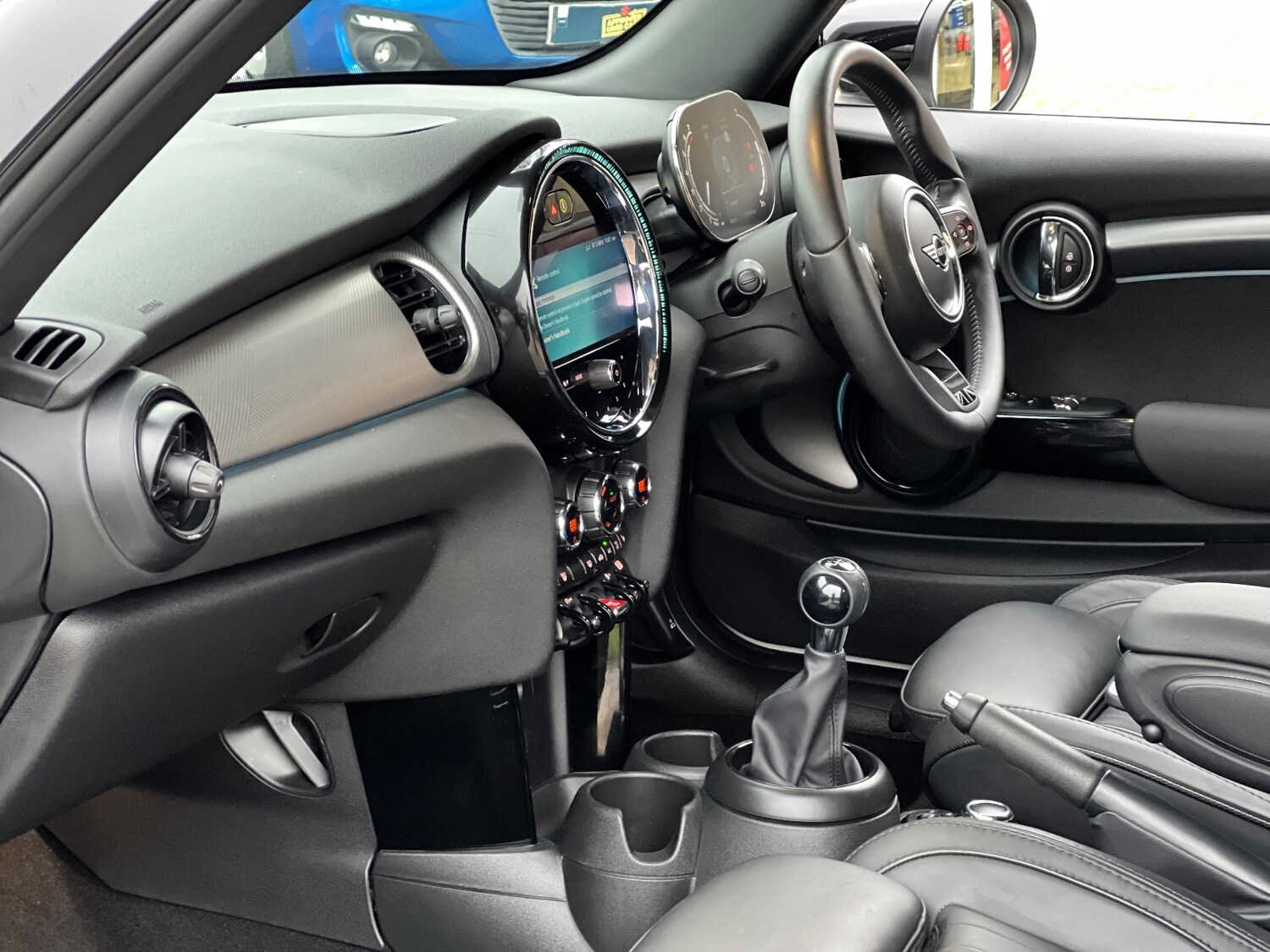 Used MINI Hatch 2024 for sale - 77004923: Photo 9