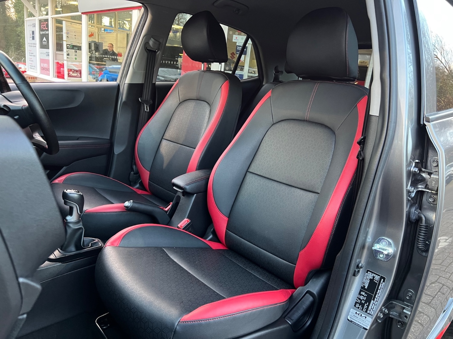 Used Kia Picanto 2023 for sale - 76709594: Photo 11