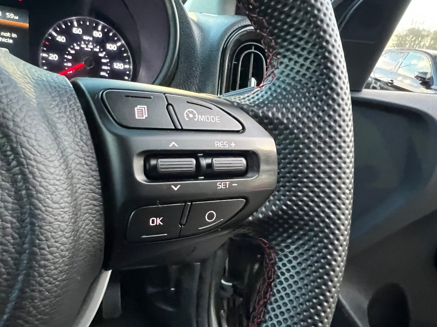 Used Kia Picanto 2023 for sale - 76709594: Photo 27