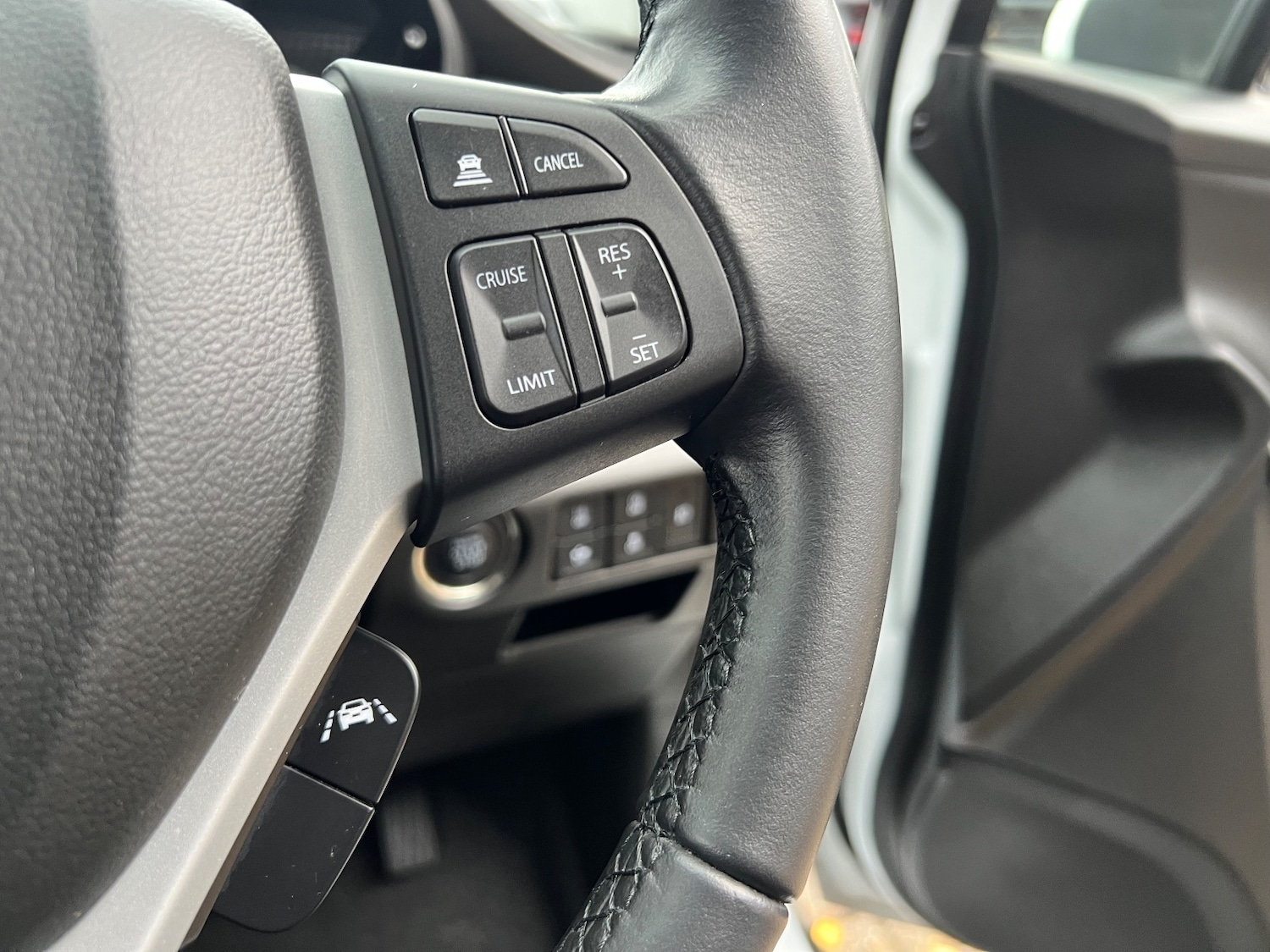 Used Suzuki SX4 S-Cross 2023 for sale - 76977681: Photo 28