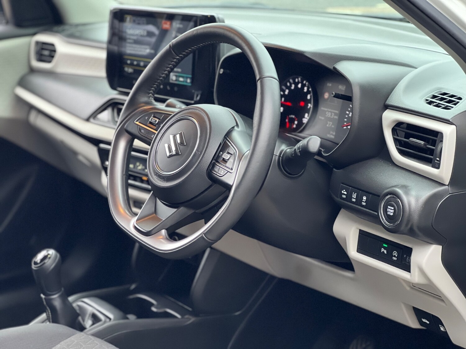 Used Suzuki Swift 2024 for sale - 77281104: Photo 27