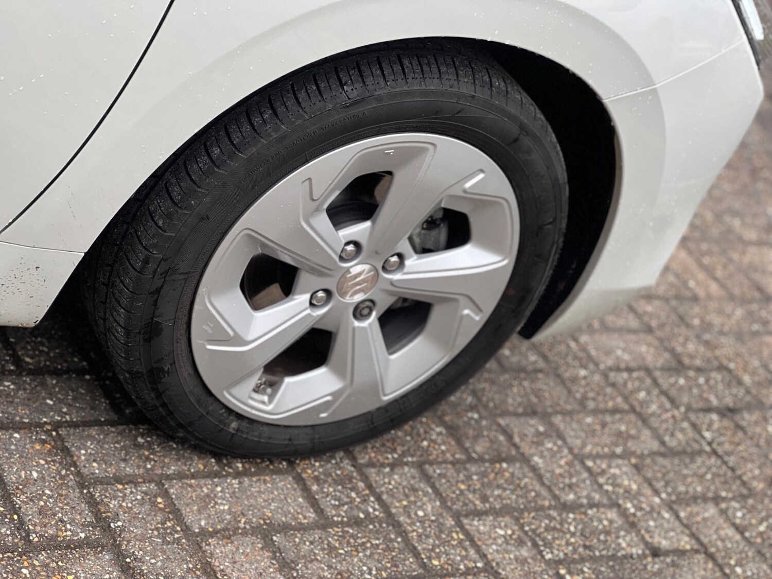 Used Suzuki Swift 2024 for sale - 77281104: Photo 31