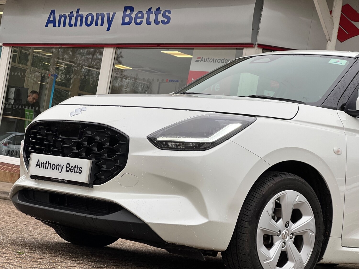 Used Suzuki Swift 2024 for sale - 77281104: Photo 36