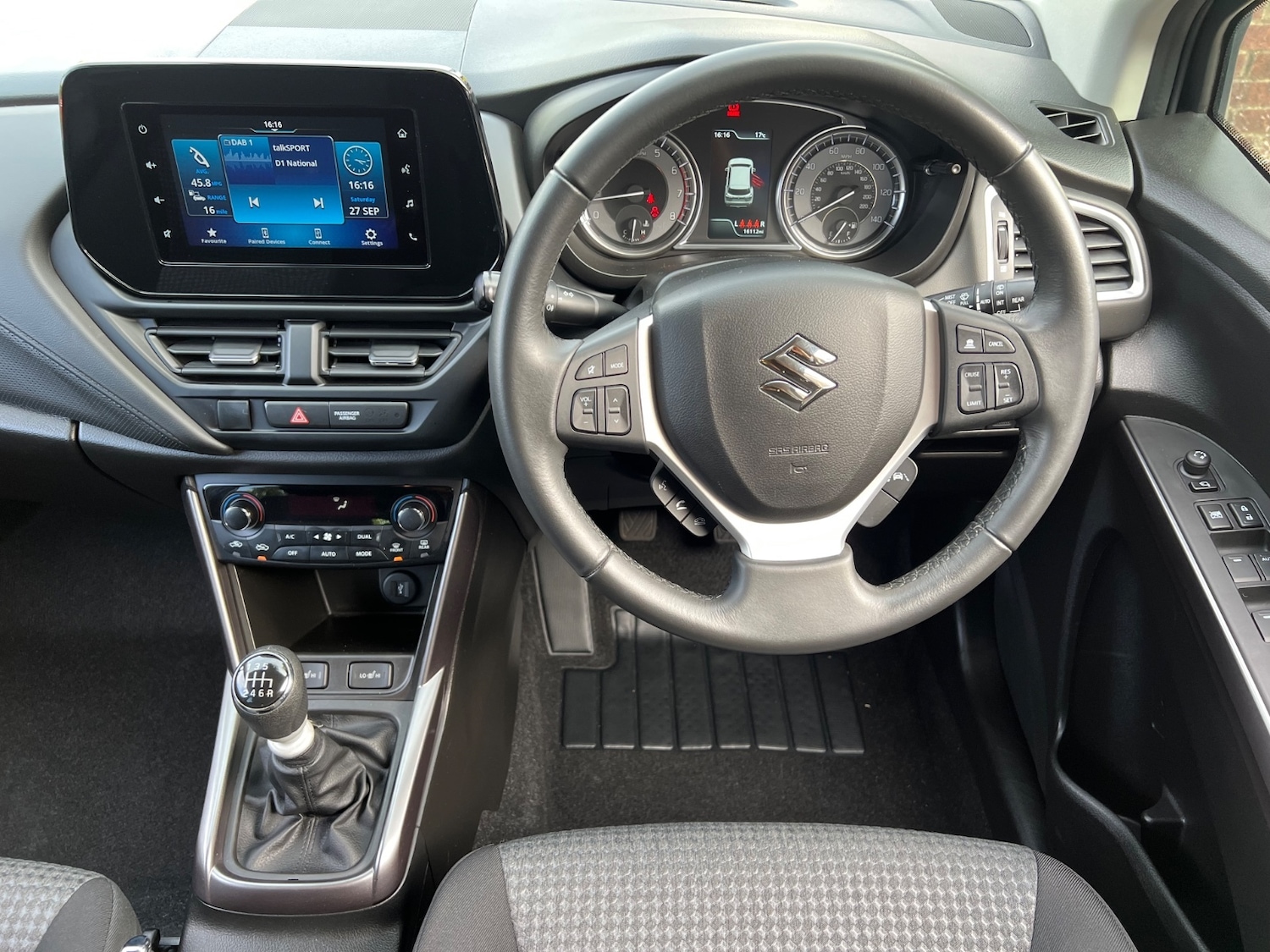 Used Suzuki SX4 S-Cross 2023 for sale - 76650122: Photo 15