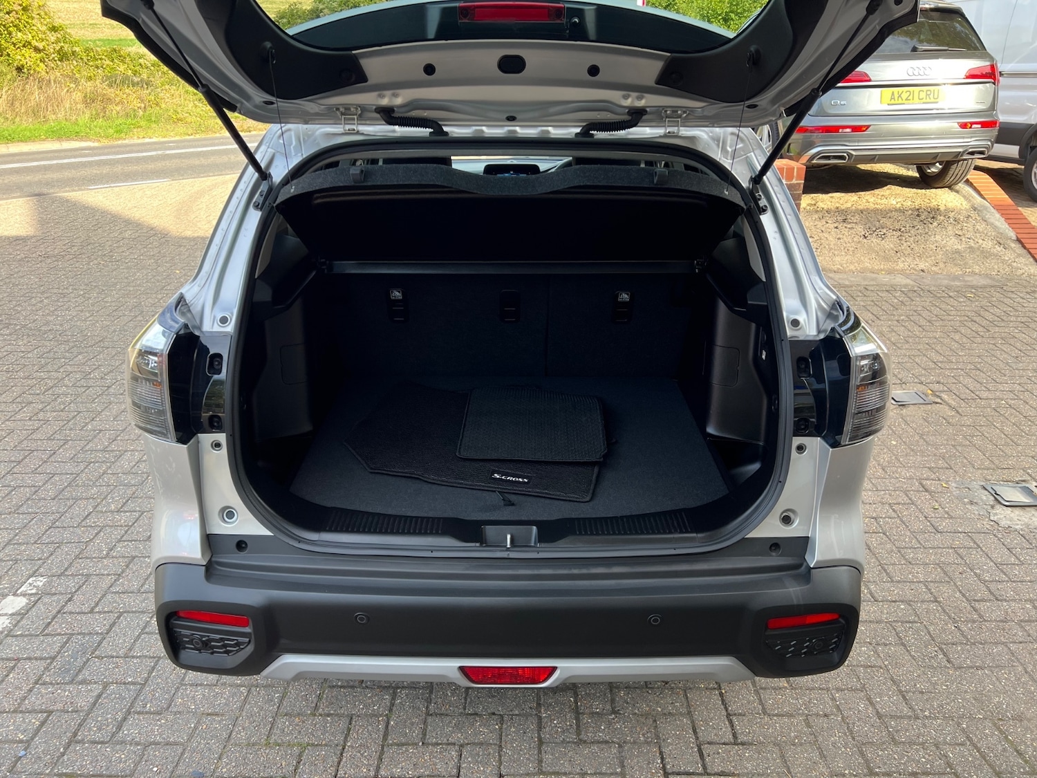 Used Suzuki SX4 S-Cross 2023 for sale - 76650122: Photo 7