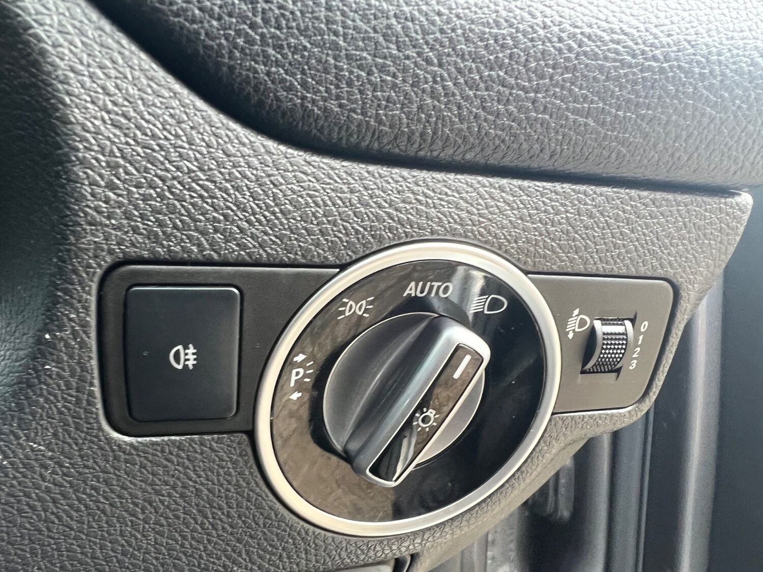 Used Mercedes-Benz CLA 2019 for sale - 77367033: Photo 30