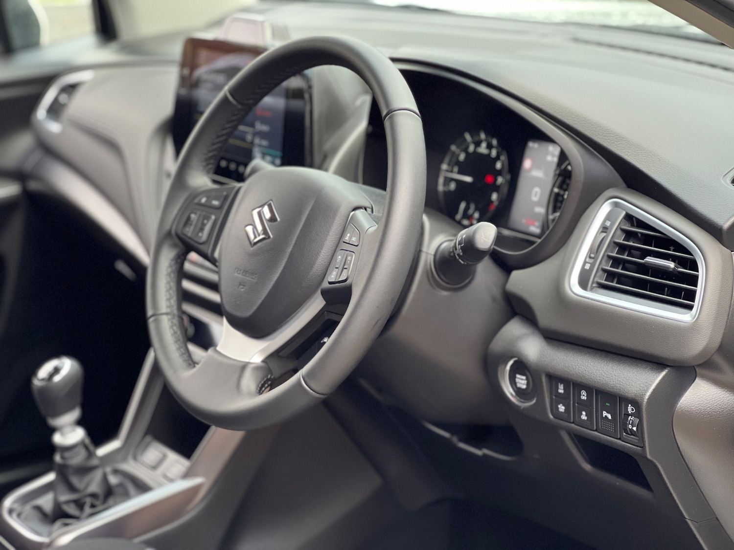 Used Suzuki SX4 S-Cross 2025 for sale - 76650133: Photo 30