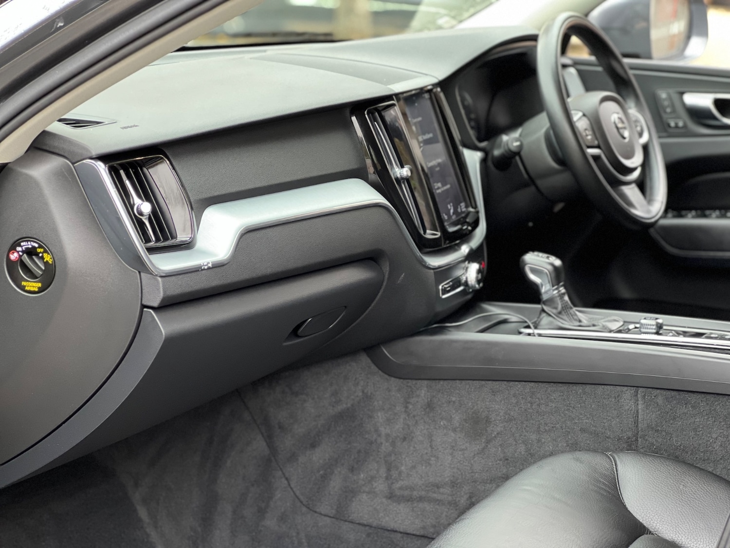 Used Volvo XC60 2018 for sale - 76650125: Photo 11