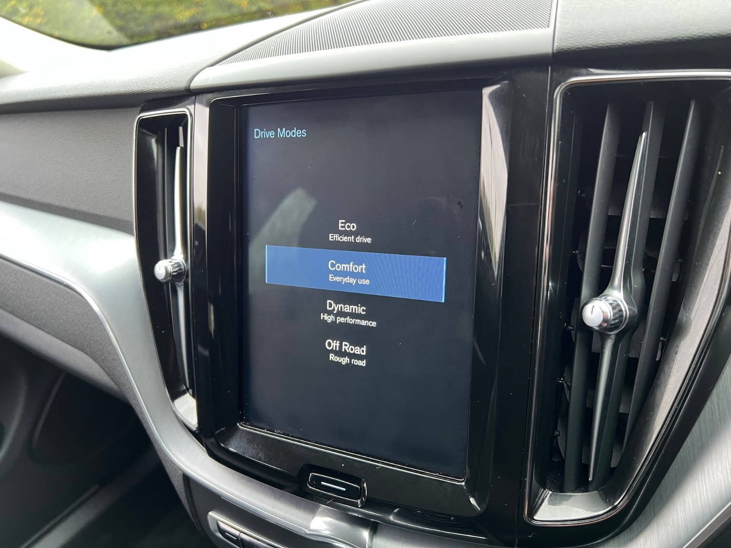 Used Volvo XC60 2018 for sale - 76650125: Photo 18