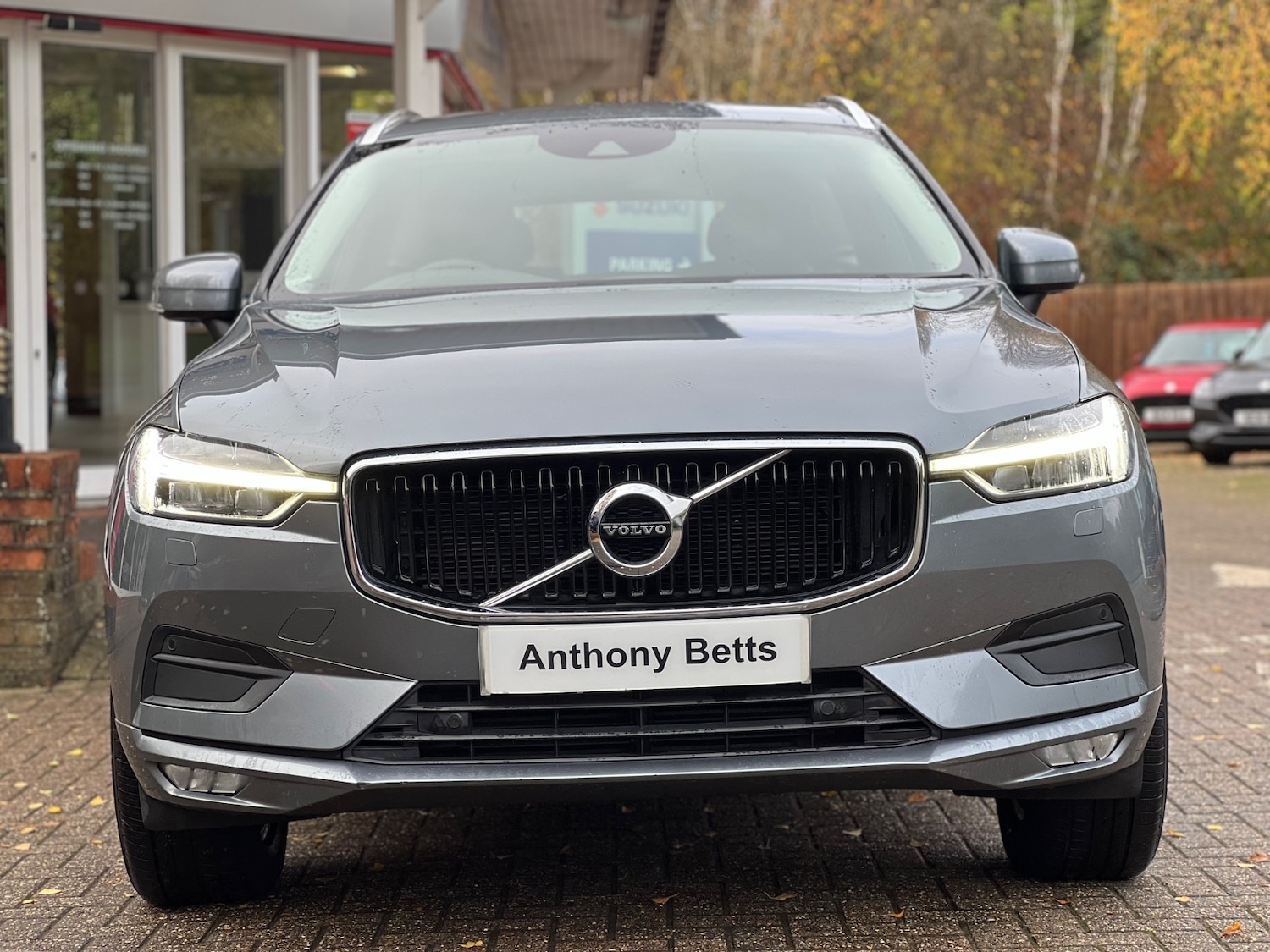 Used Volvo XC60 2018 for sale - 76650125: Photo 3