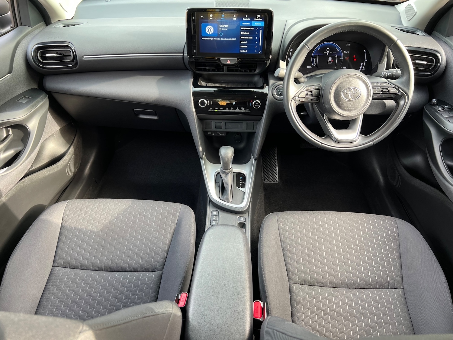 Used Toyota Yaris Cross 2024 for sale - 76650108: Photo 14