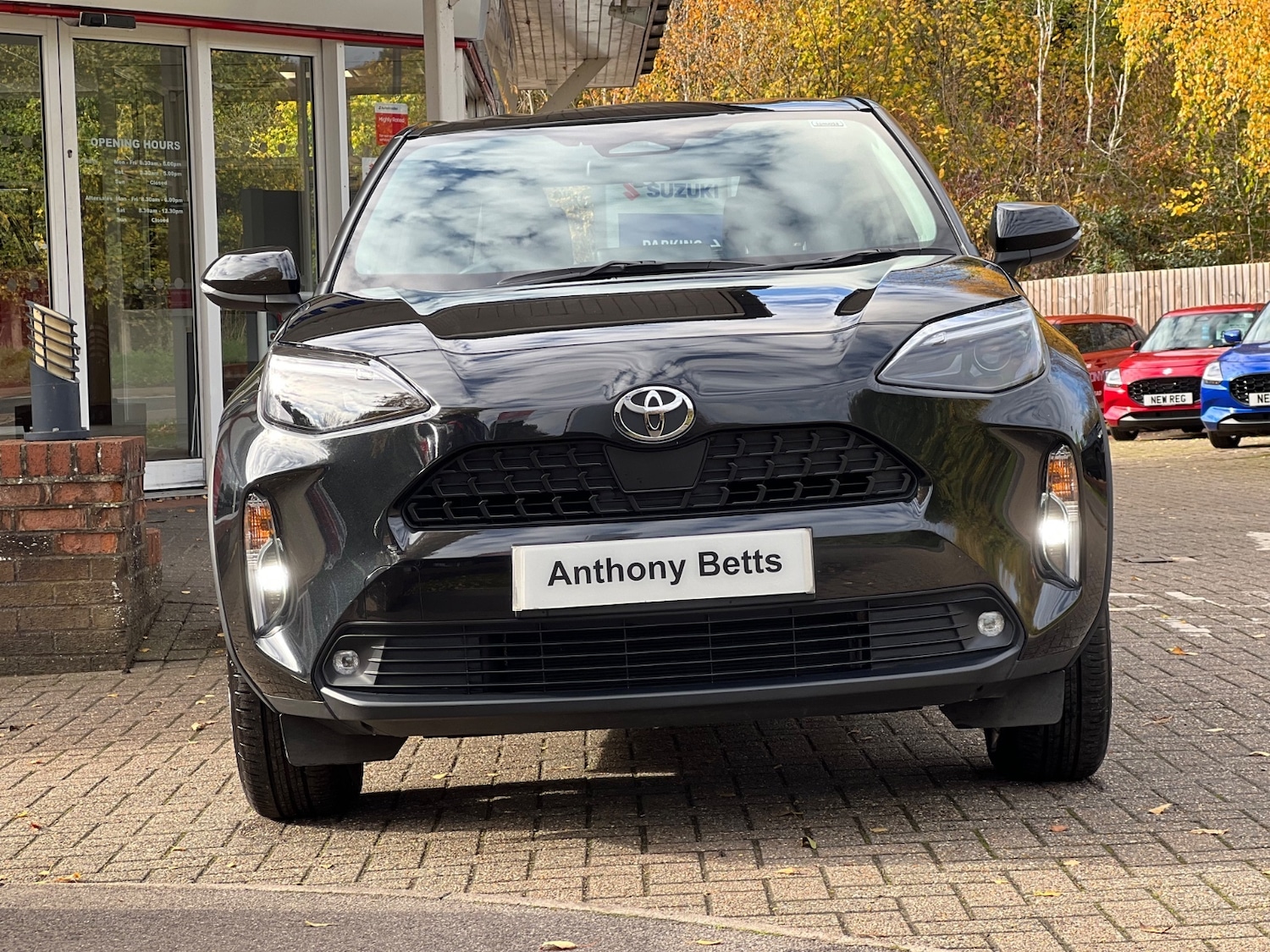 Used Toyota Yaris Cross 2024 for sale - 76650108: Photo 3