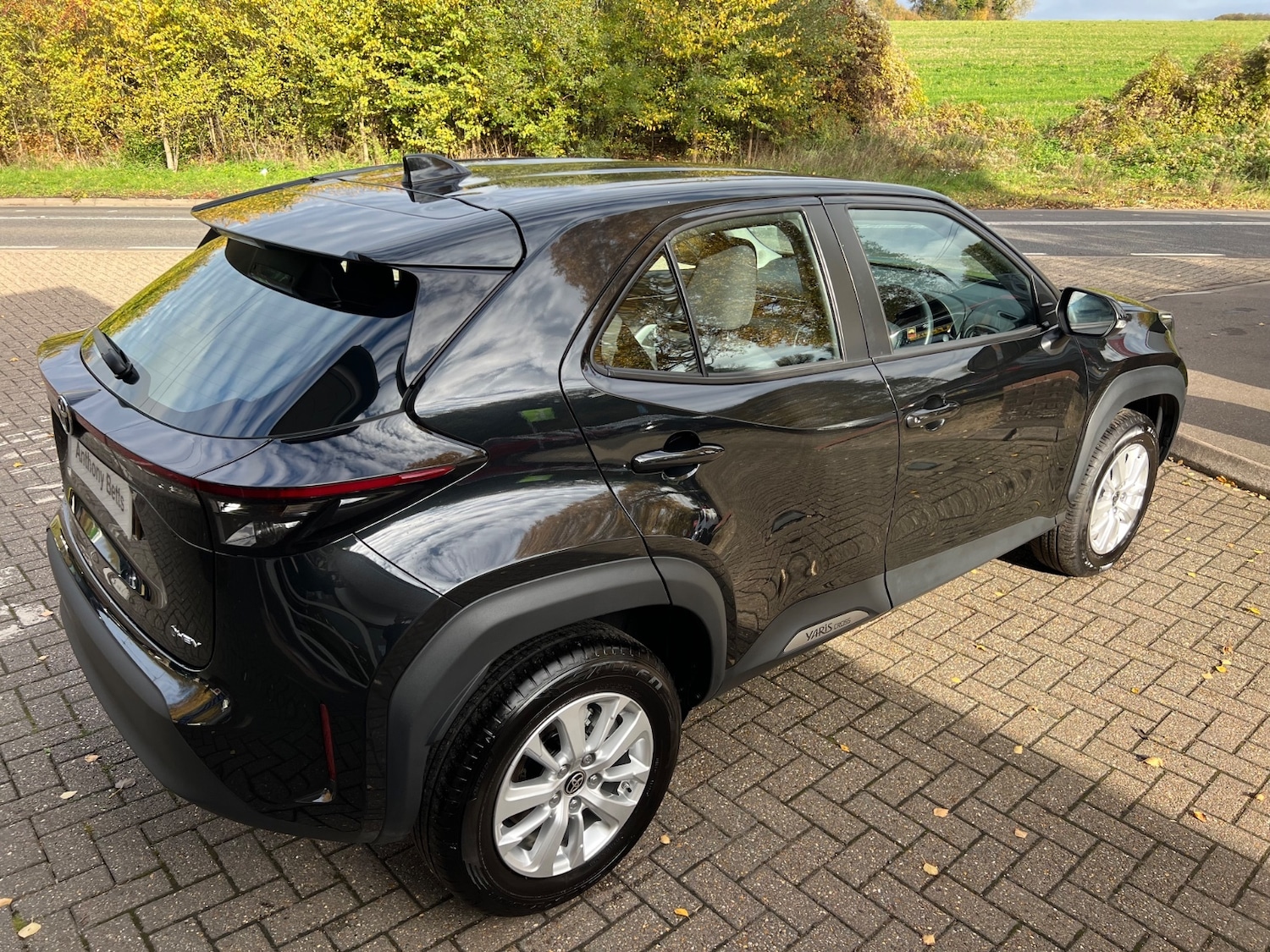 Used Toyota Yaris Cross 2024 for sale - 76650108: Photo 5