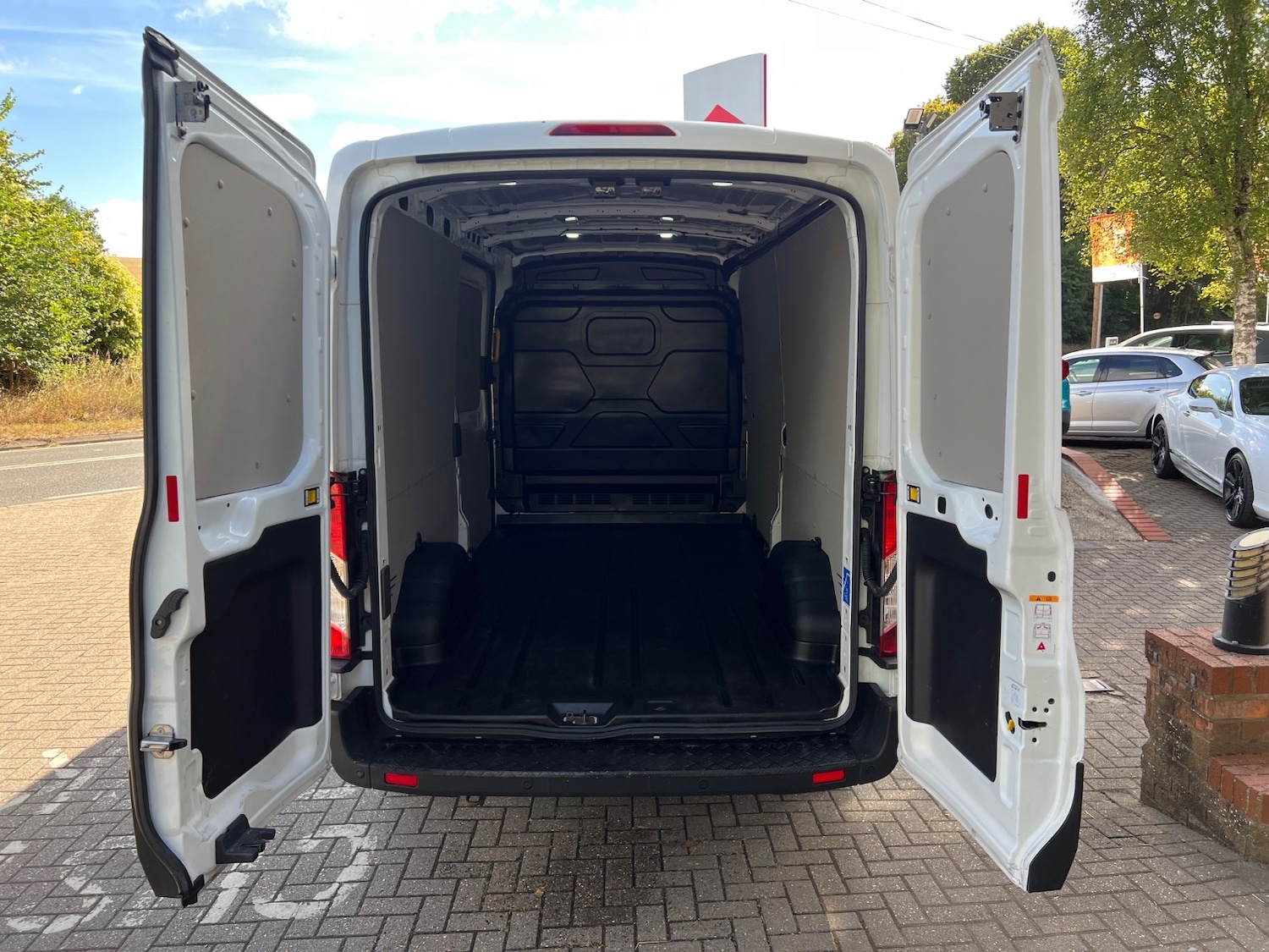 Used Ford Transit 2021 for sale - 76650076: Photo 10