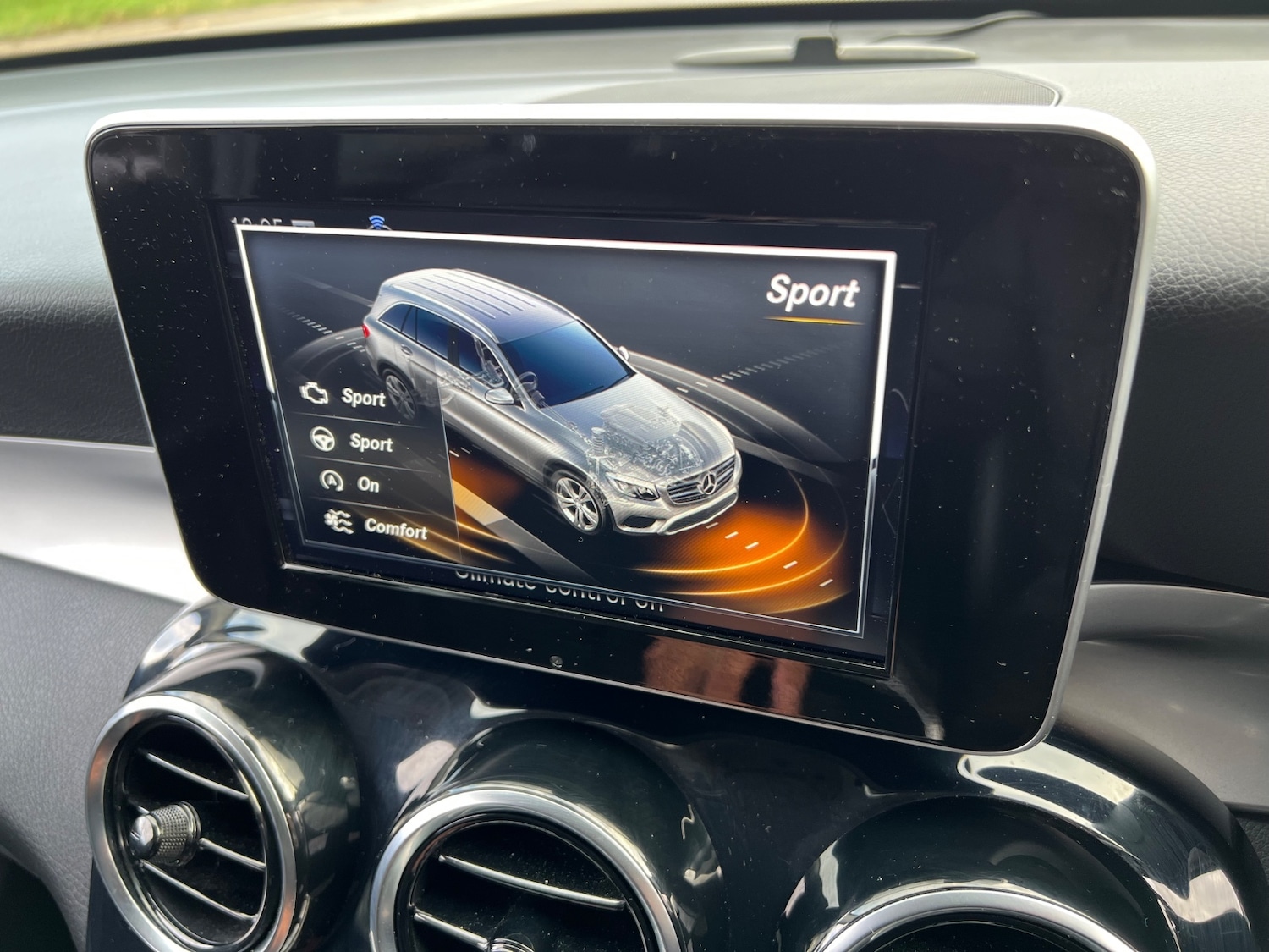 Used Mercedes-Benz GLC 2019 for sale - 76650082: Photo 22