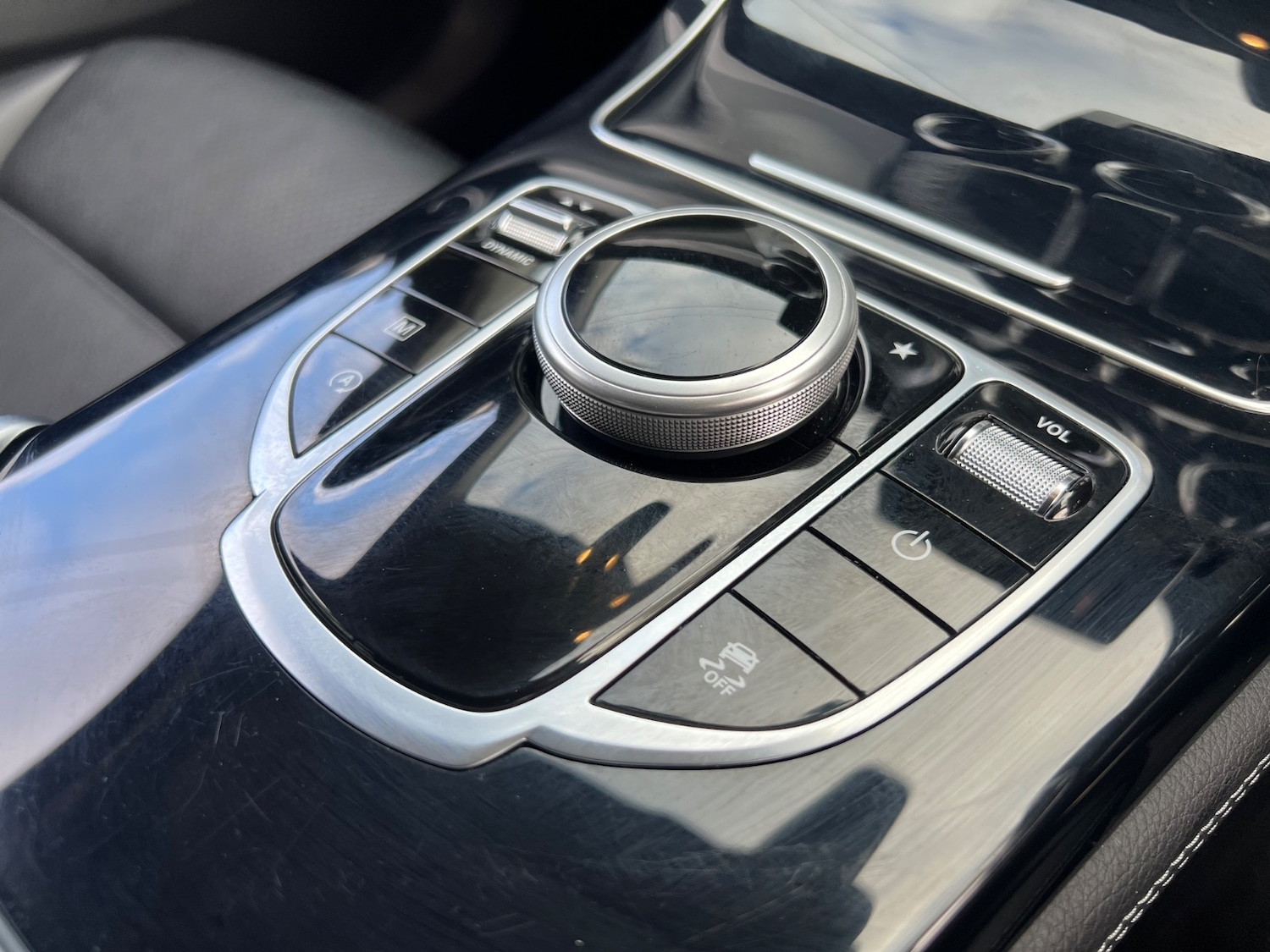 Used Mercedes-Benz GLC 2019 for sale - 76650082: Photo 36