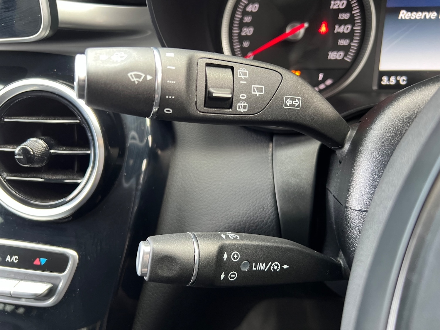 Used Mercedes-Benz GLC 2019 for sale - 76650082: Photo 39