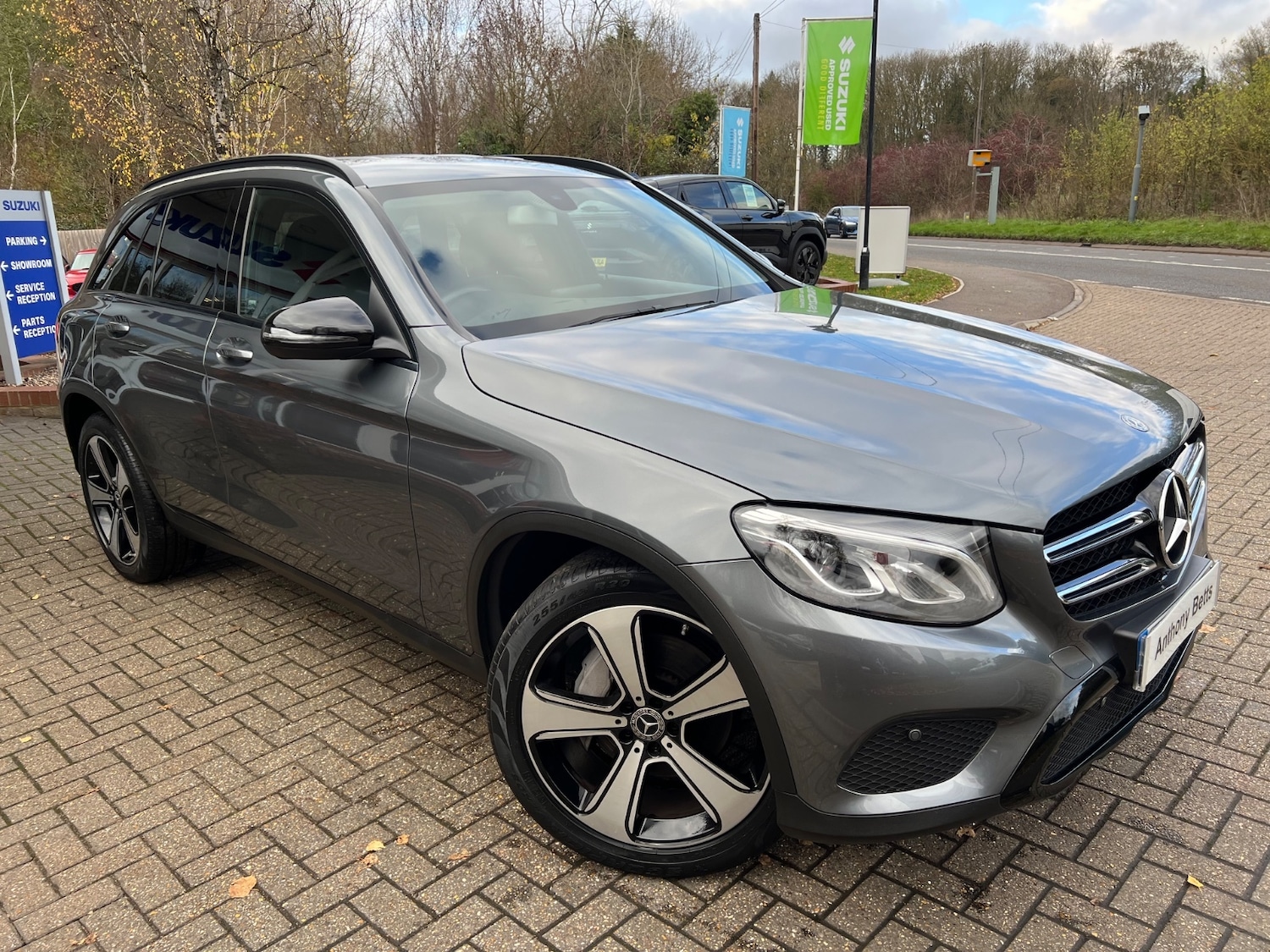 Used Mercedes-Benz GLC 2019 for sale - 76650082: Photo 4