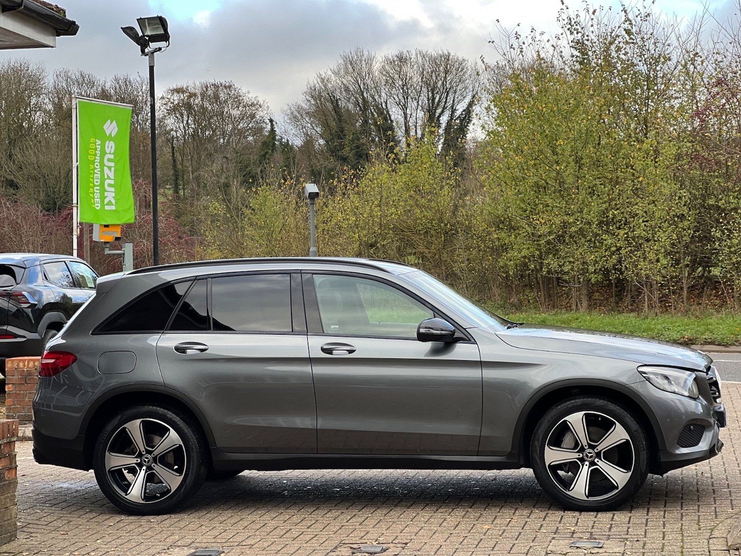 Used Mercedes-Benz GLC 2019 for sale - 76650082: Photo 52