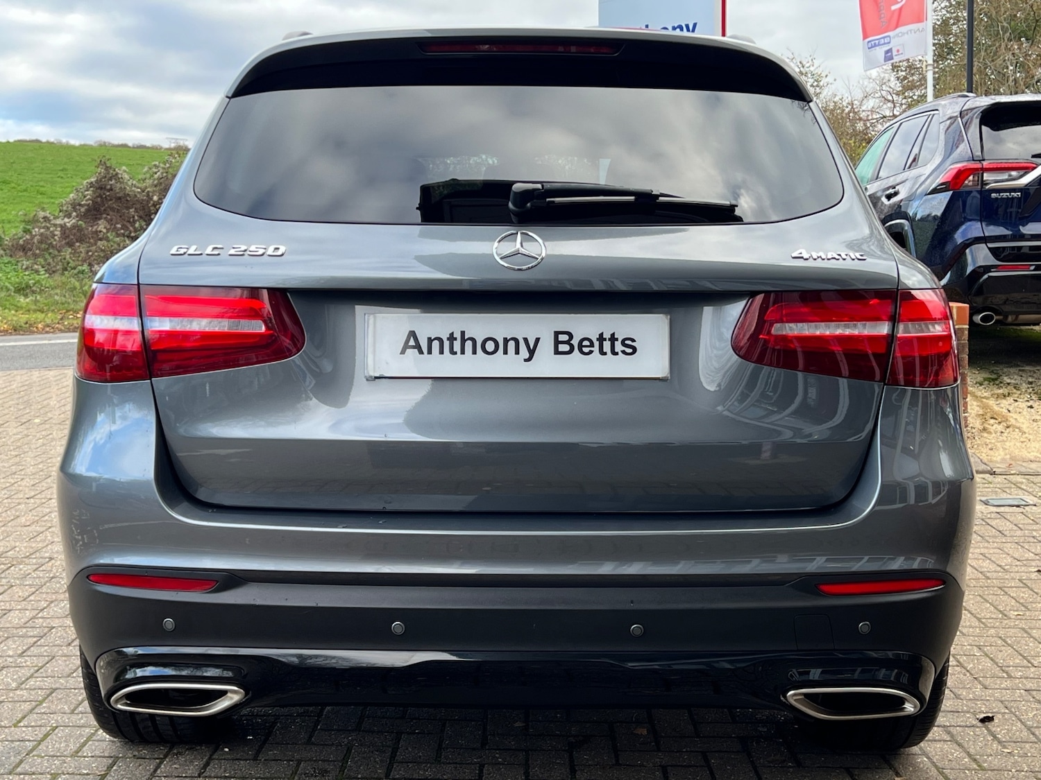 Used Mercedes-Benz GLC 2019 for sale - 76650082: Photo 8