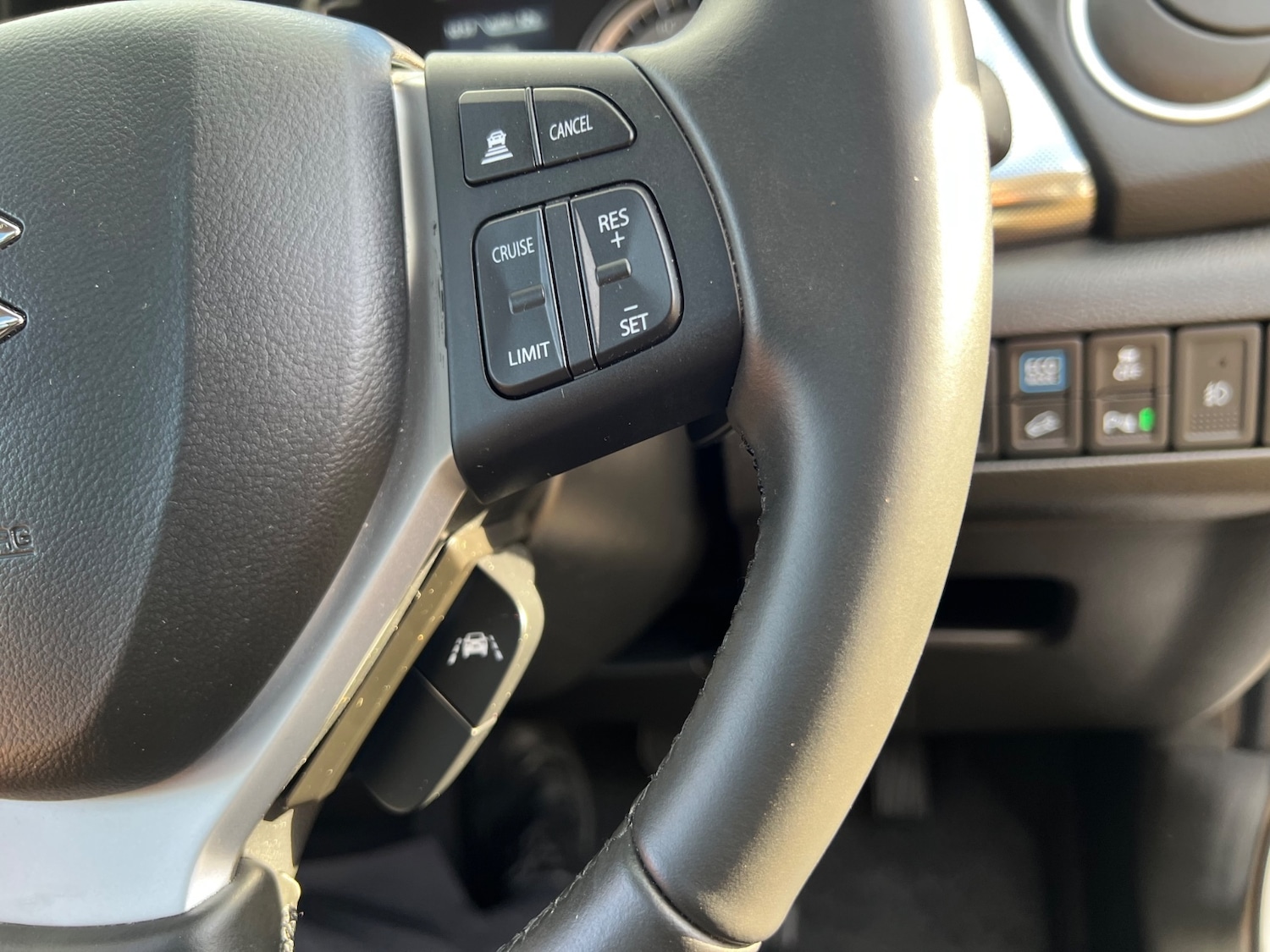 Used Suzuki Vitara 2022 for sale - 76650123: Photo 32