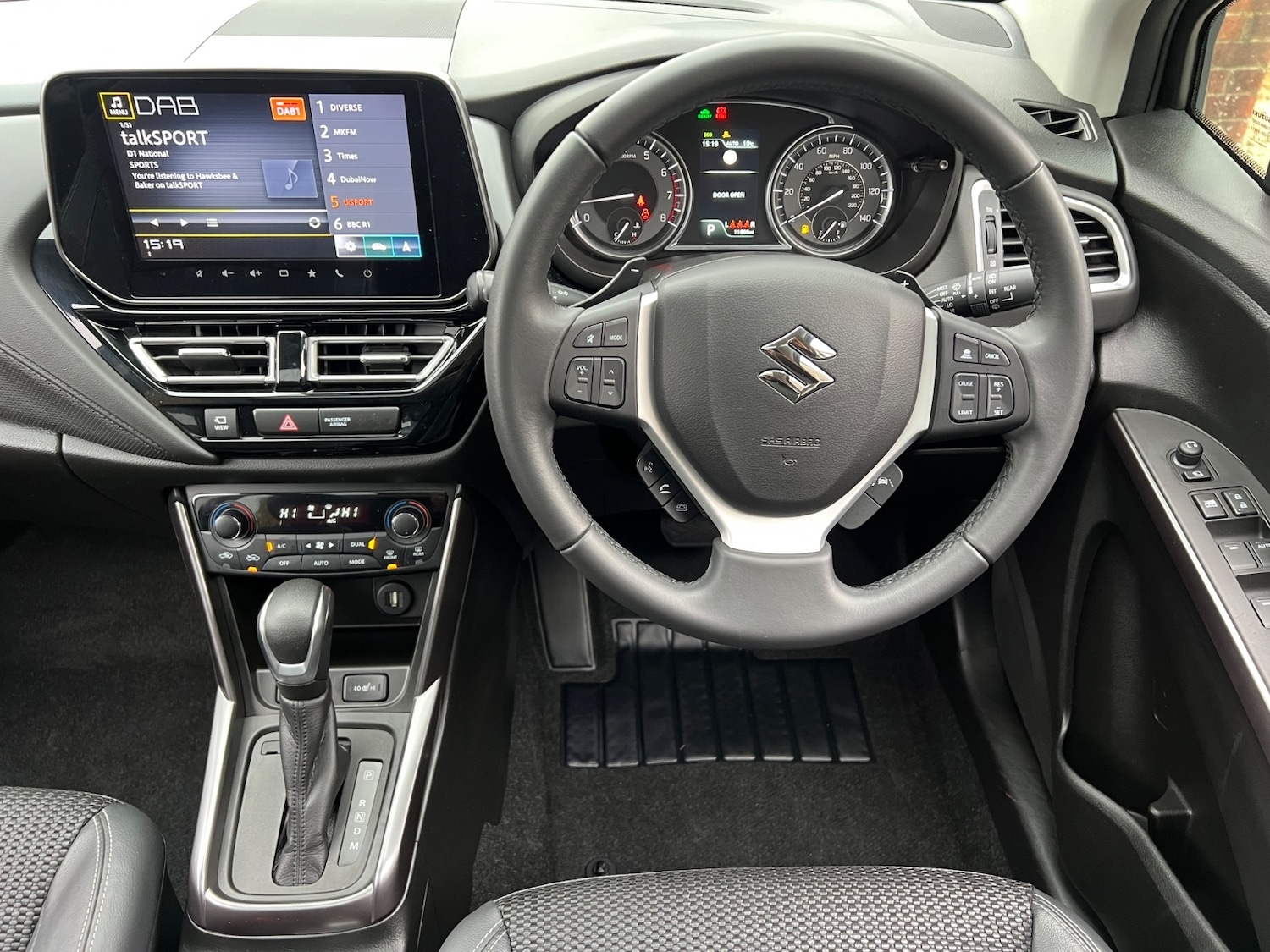 Used Suzuki SX4 S-Cross 2023 for sale - 76650119: Photo 17