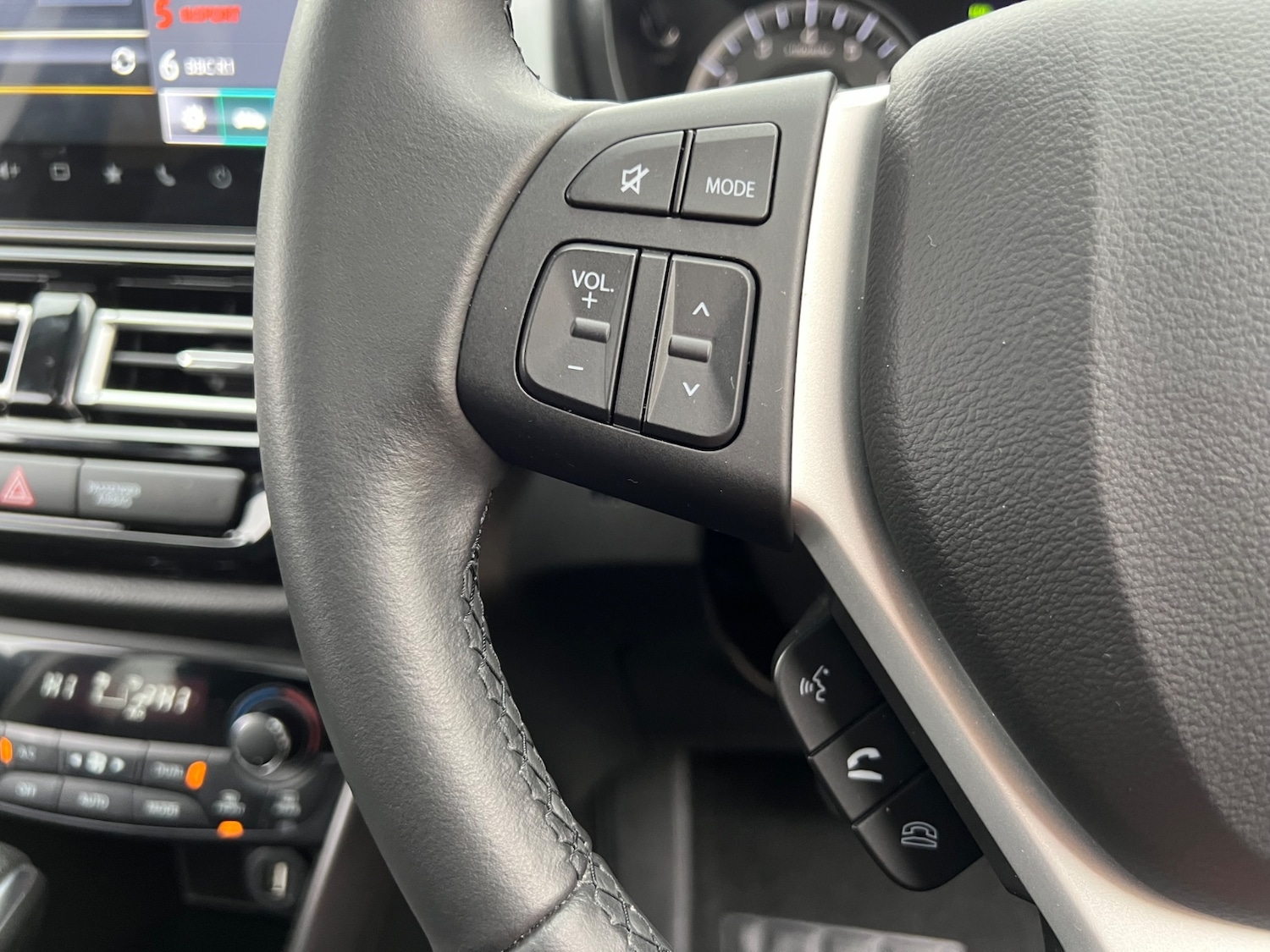 Used Suzuki SX4 S-Cross 2023 for sale - 76650119: Photo 31