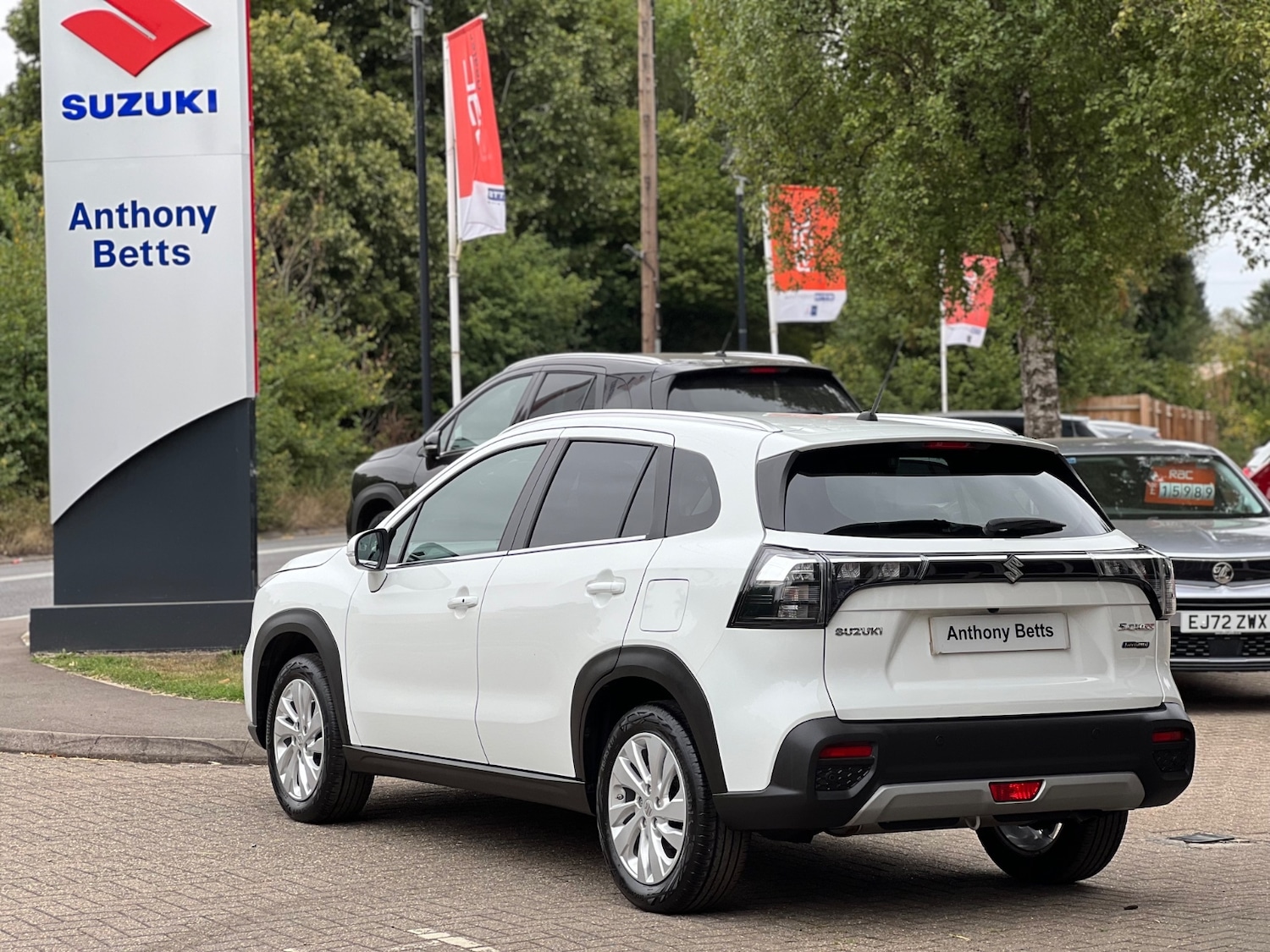 Used Suzuki SX4 S-Cross 2023 for sale - 76650121: Photo 9