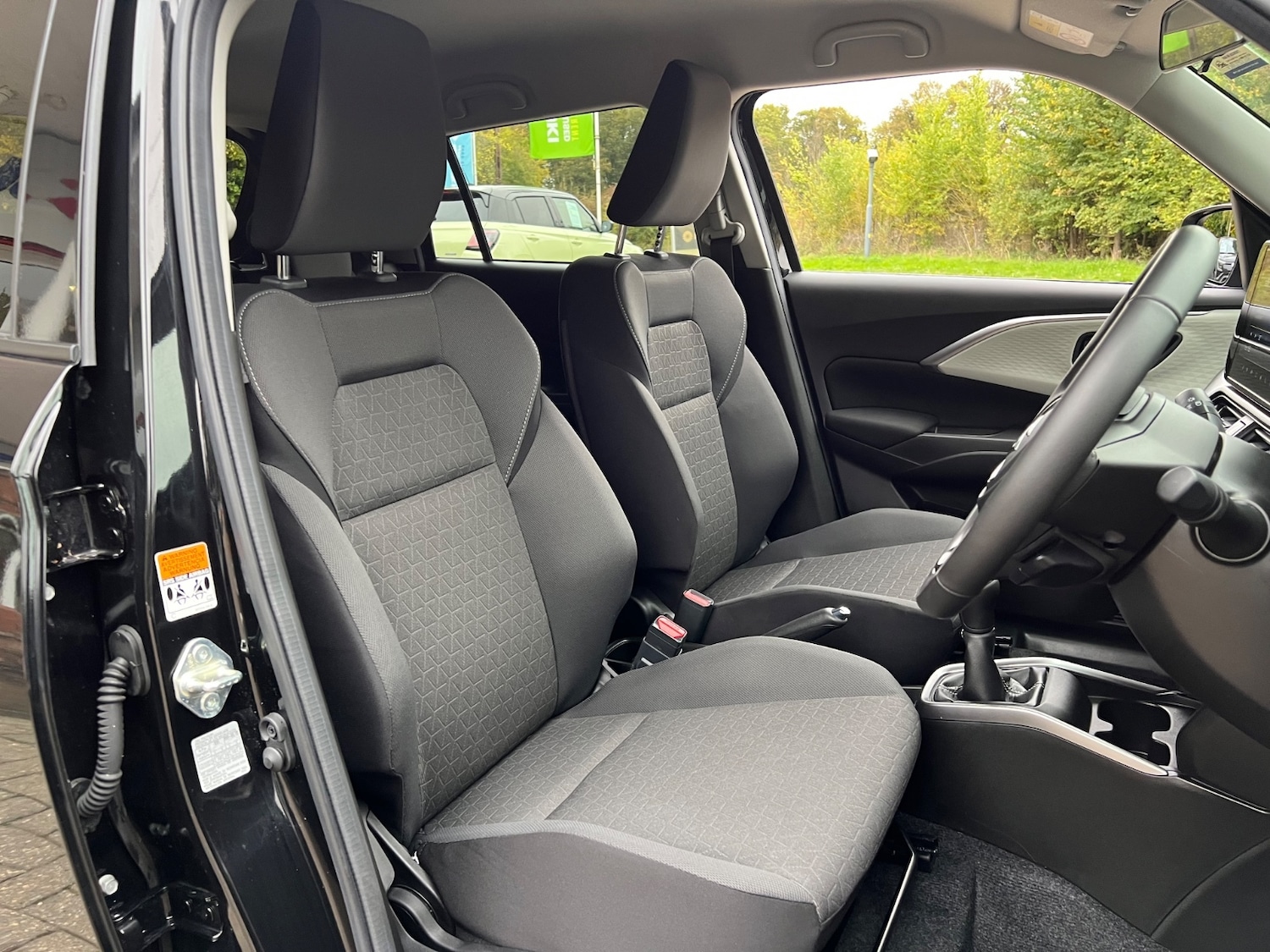 Used Suzuki Swift 2024 for sale - 76709425: Photo 32