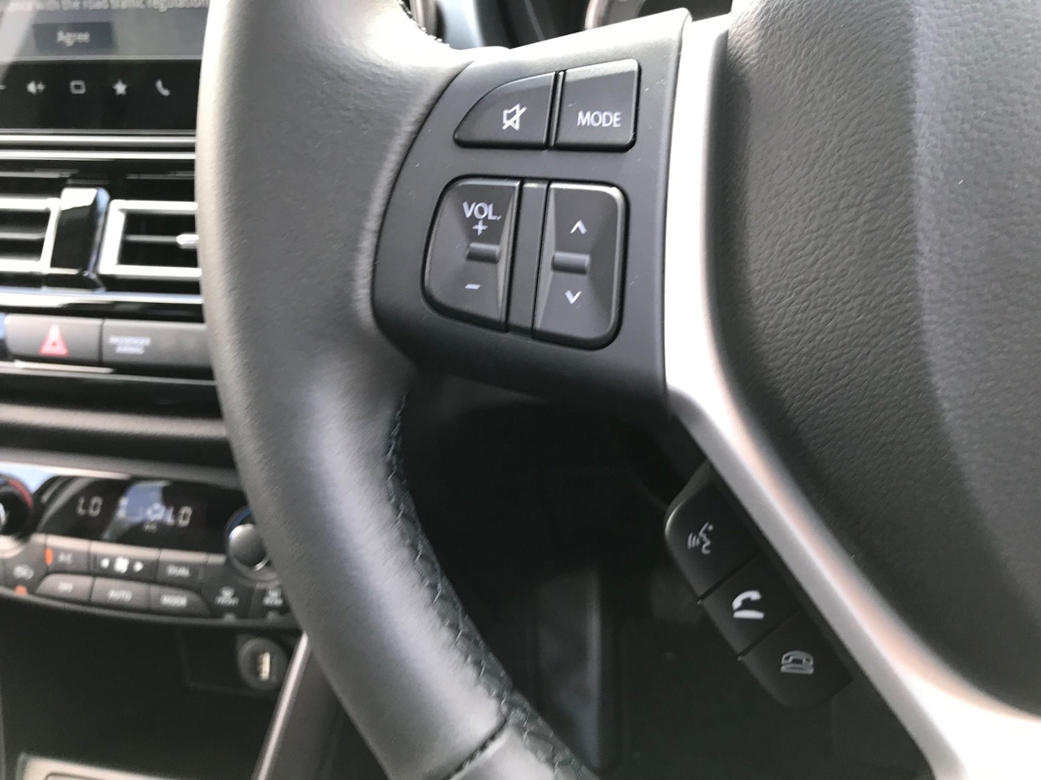 Used Suzuki SX4 S-Cross 2025 for sale - 76650116: Photo 31