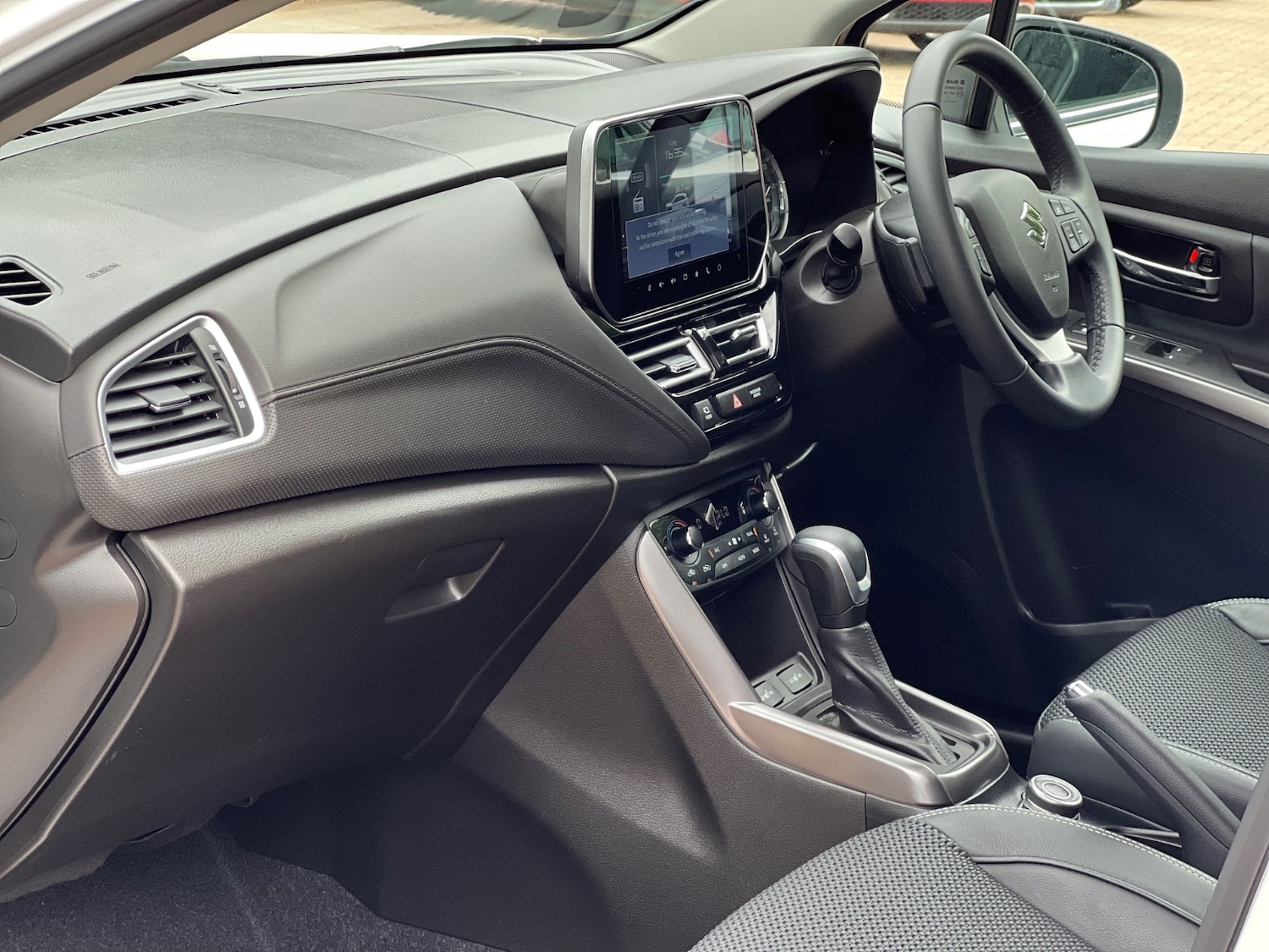 Used Suzuki SX4 S-Cross 2024 for sale - 77071120: Photo 12