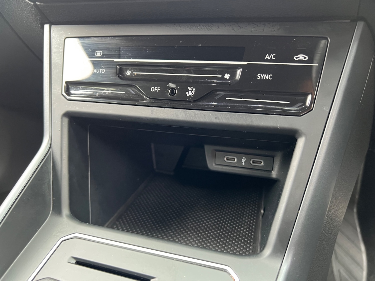 Used Volkswagen Polo 2024 for sale - 76650114: Photo 26