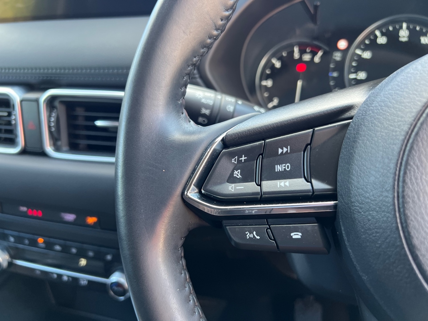 Used Mazda CX-5 2022 for sale - 76650091: Photo 28