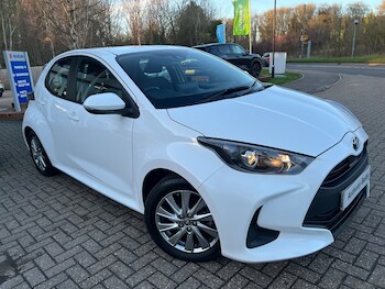 Used Toyota Yaris 2023 for sale - 77366915: Photo