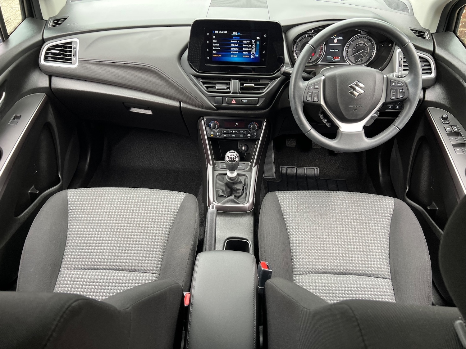 Used Suzuki SX4 S-Cross 2023 for sale - 76851248: Photo 14