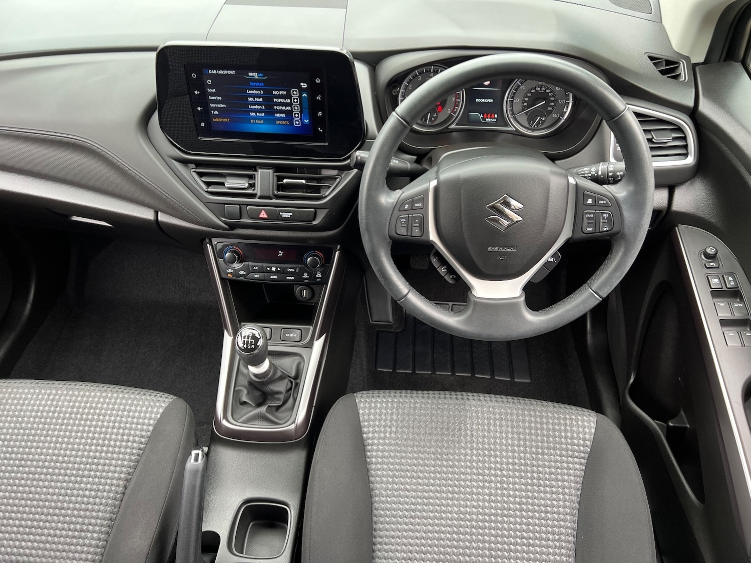 Used Suzuki SX4 S-Cross 2023 for sale - 76851248: Photo 15