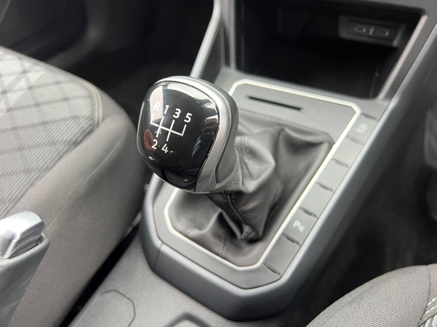 Used Volkswagen Polo 2024 for sale - 76664560: Photo 27