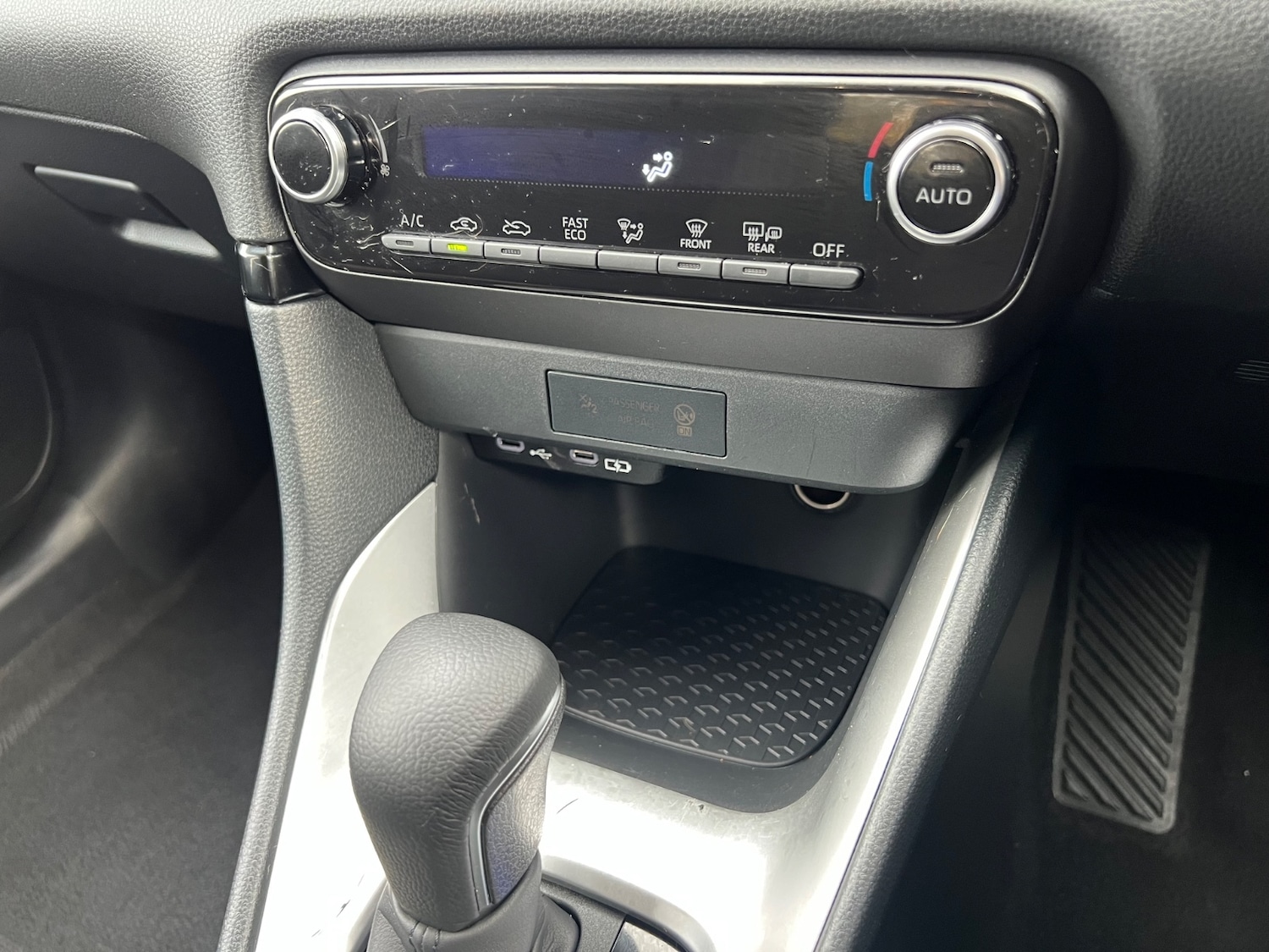 Used Mazda Mazda2 HYBRID 2024 for sale - 76650077: Photo 25