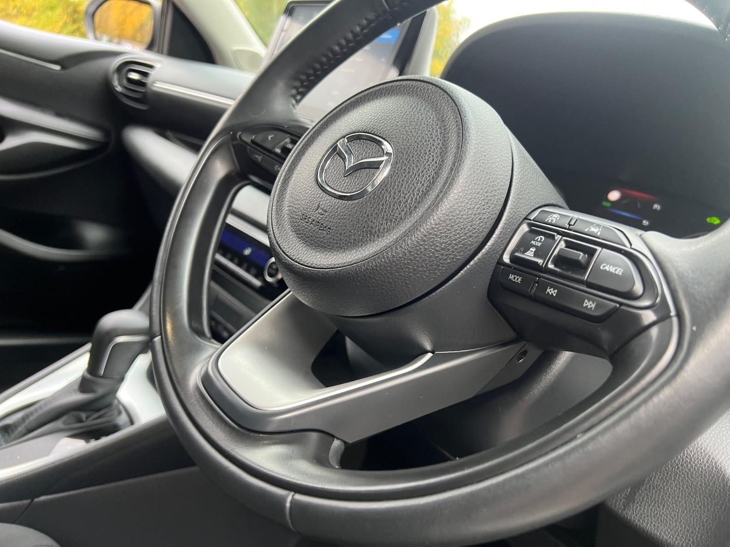 Used Mazda Mazda2 HYBRID 2024 for sale - 76650077: Photo 30