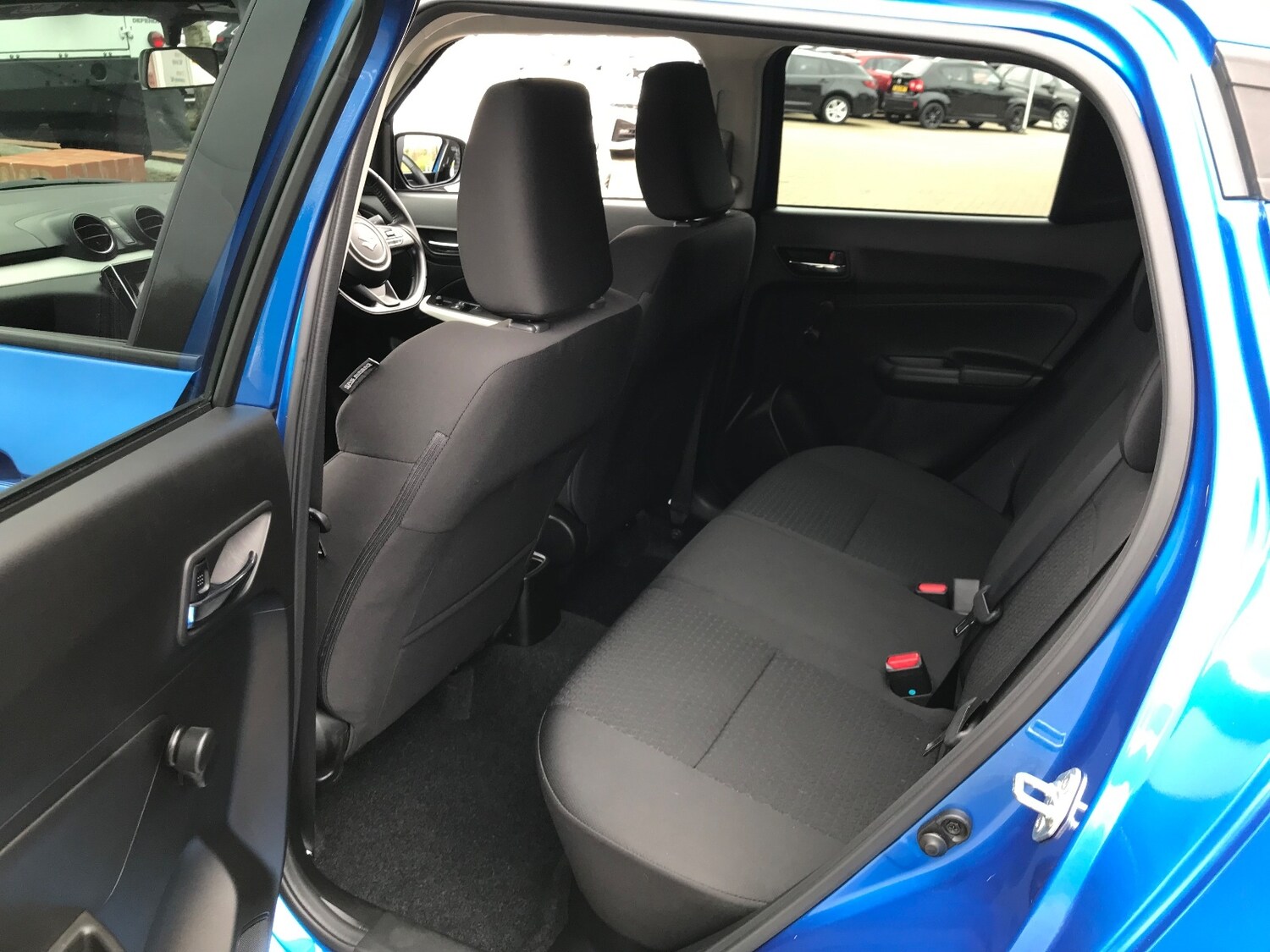 Used Suzuki Swift 2021 for sale - 78074330: Photo 10