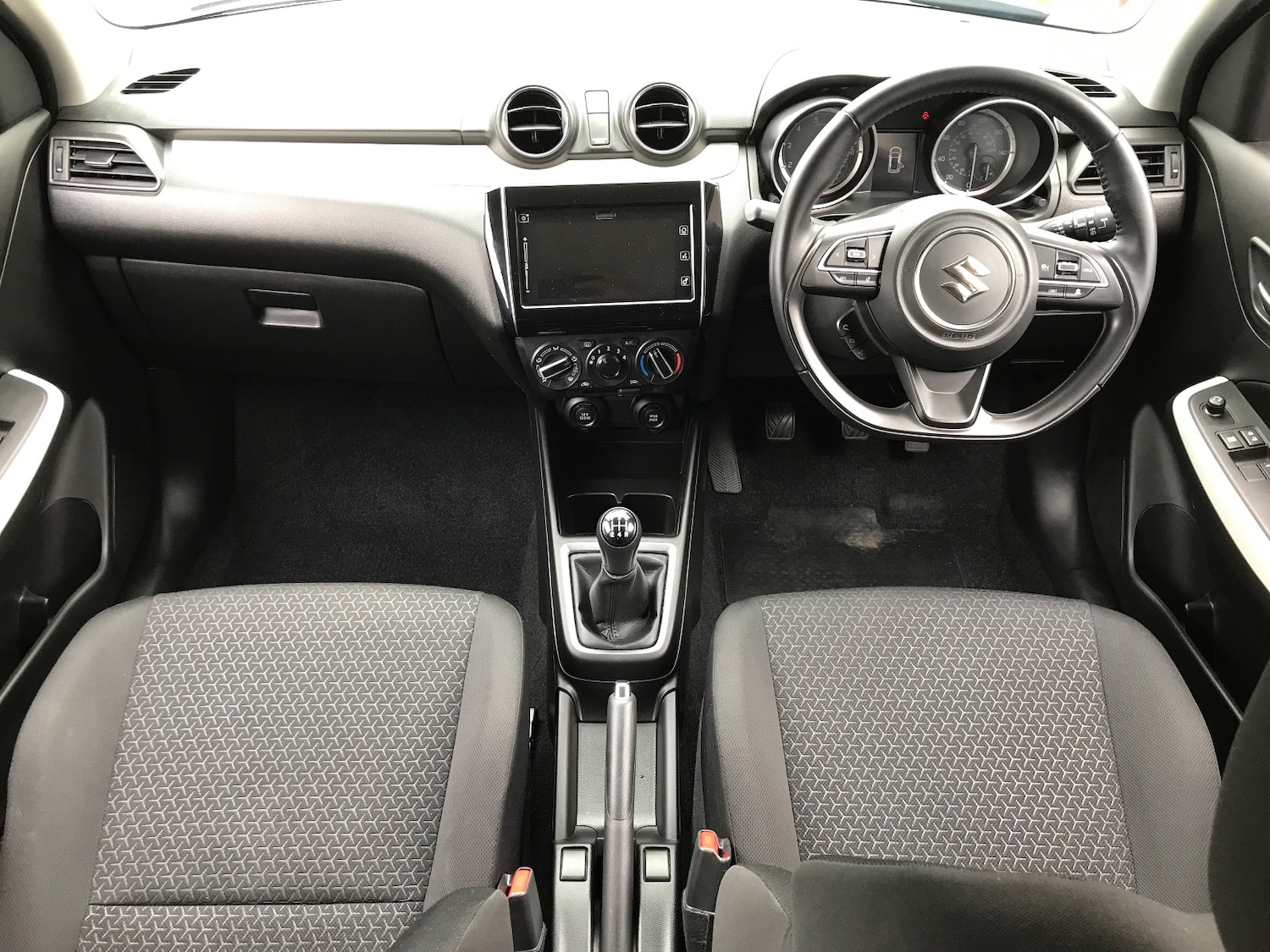 Used Suzuki Swift 2021 for sale - 78074330: Photo 14