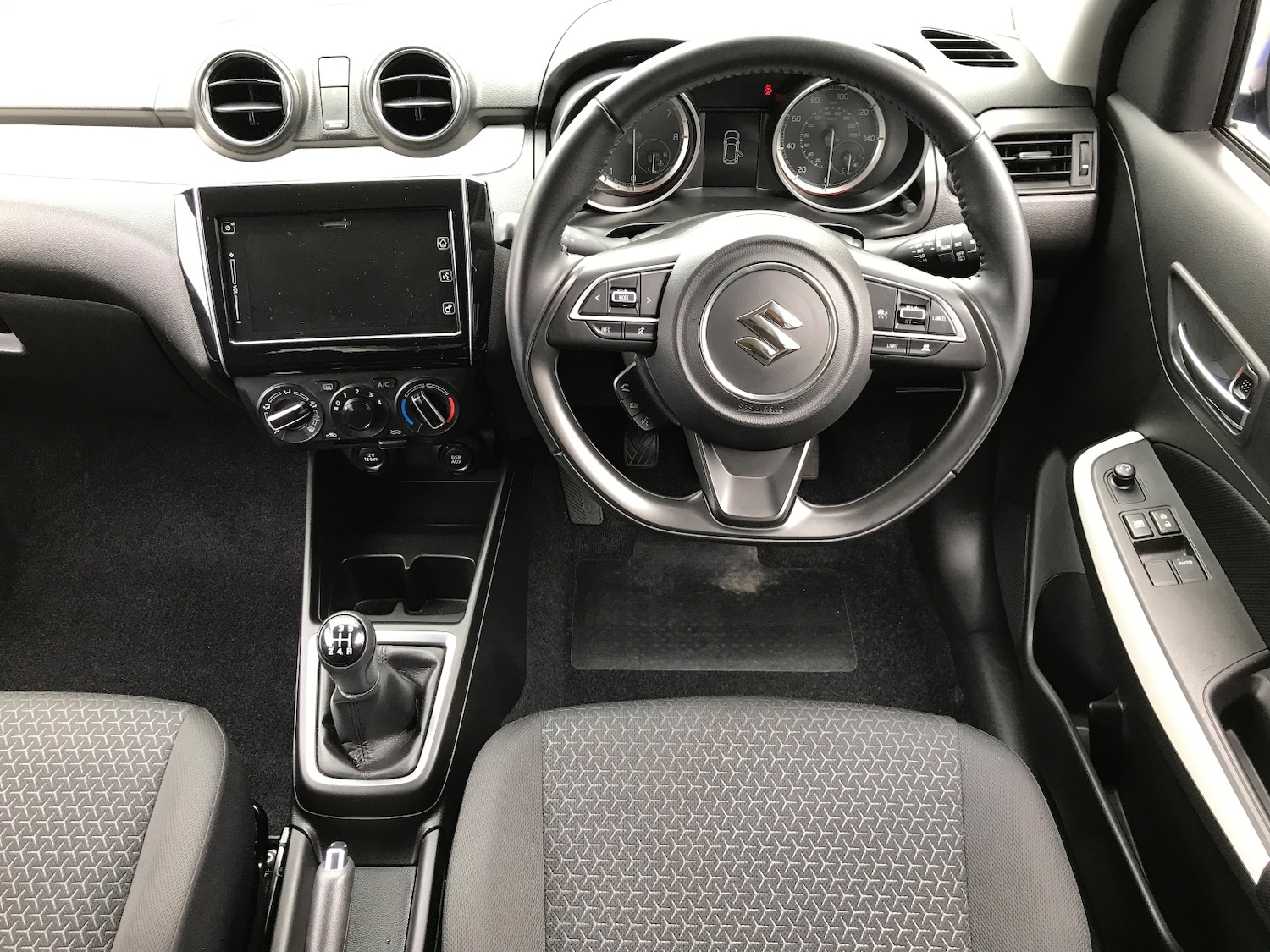 Used Suzuki Swift 2021 for sale - 78074330: Photo 15