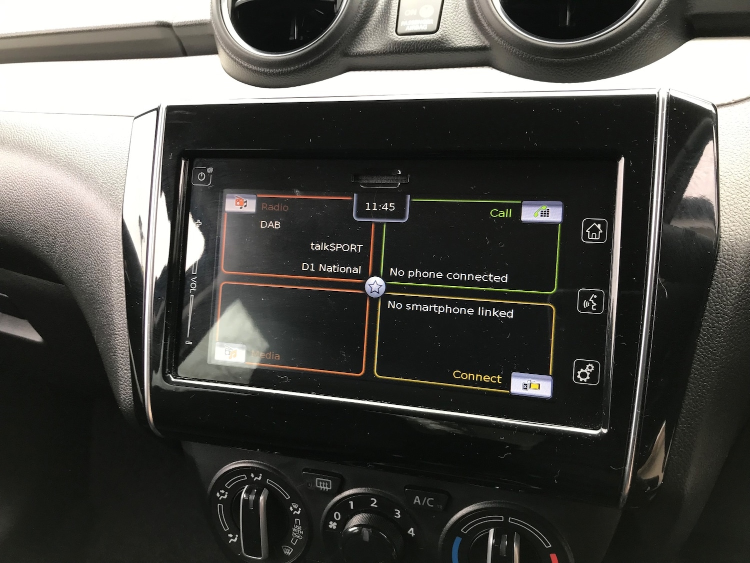 Used Suzuki Swift 2021 for sale - 78074330: Photo 17