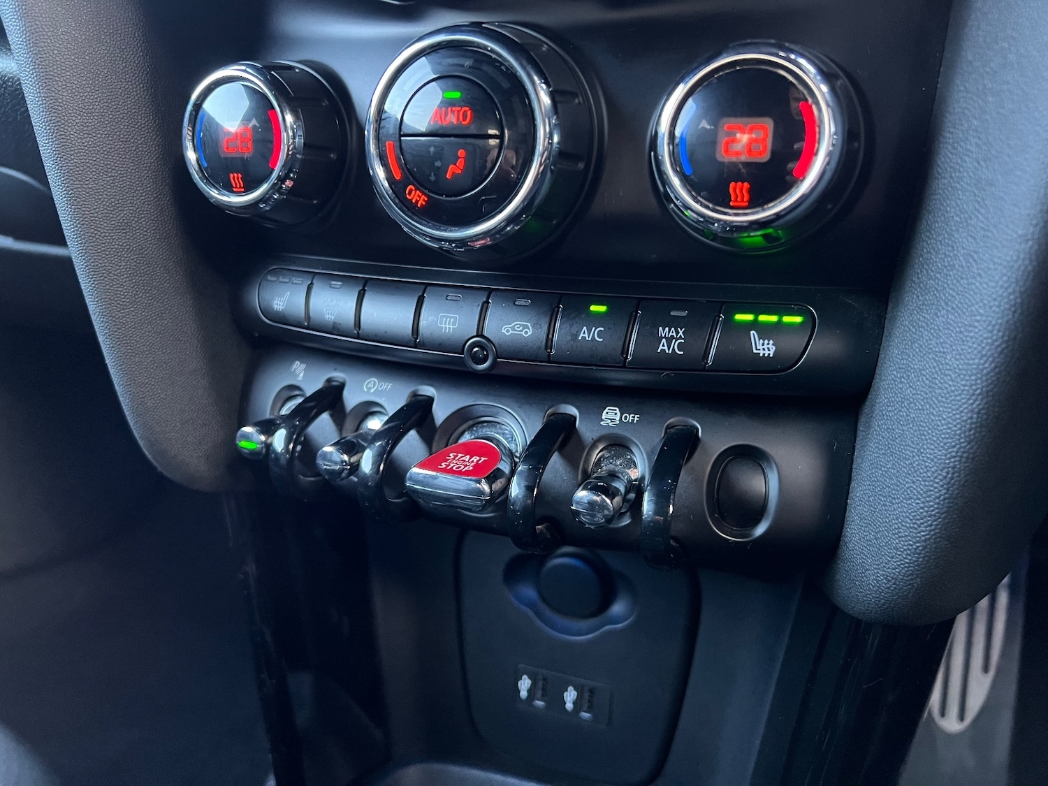 Used MINI Hatch 2019 for sale - 77157942: Photo 25