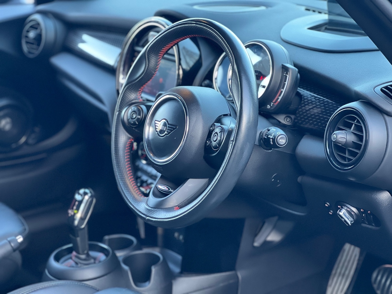 Used MINI Hatch 2019 for sale - 77157942: Photo 31