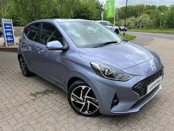 Used Hyundai i10 2023 for sale - 78472512: Photo